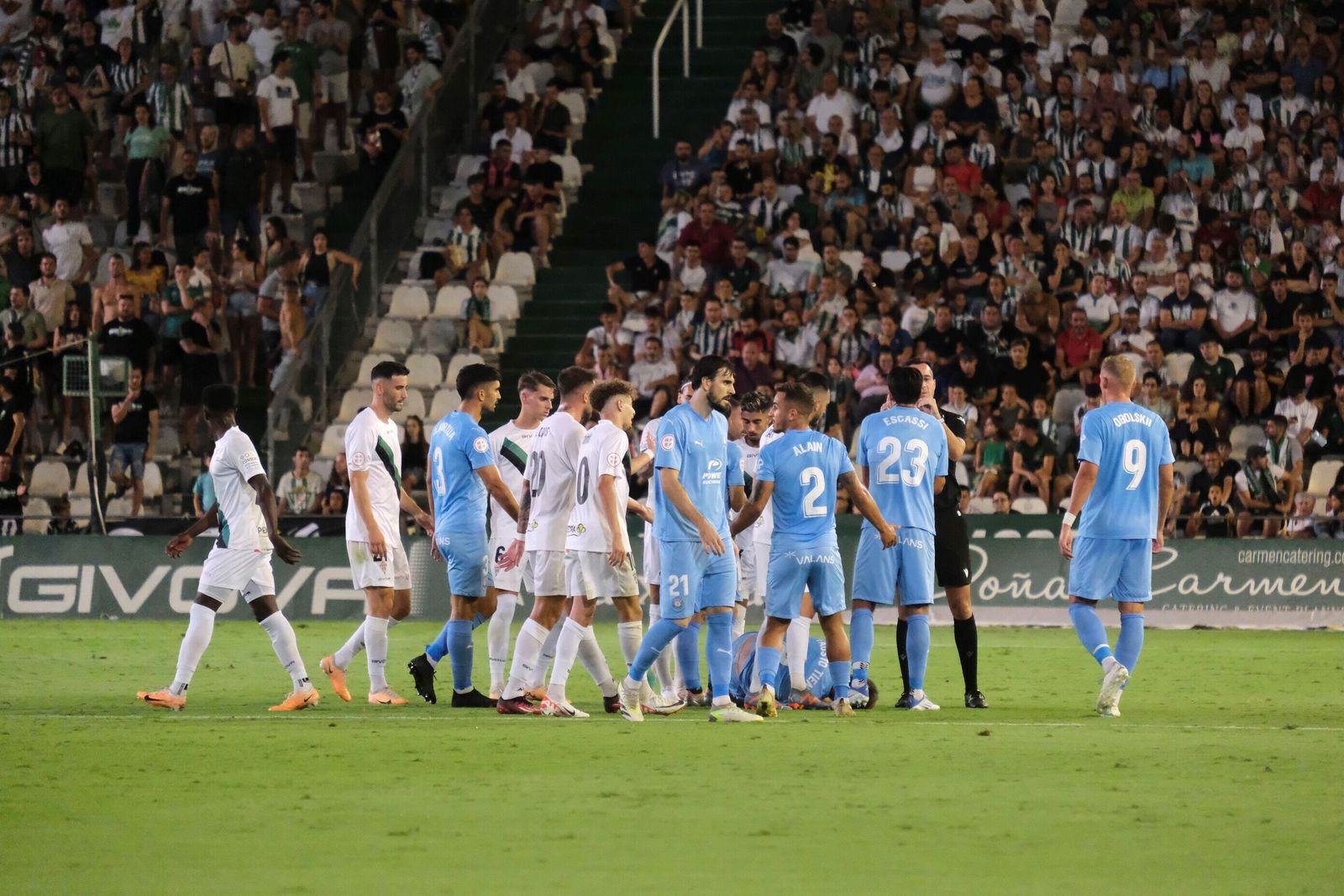 La derrota del Córdoba CF ante el Ibiza en El Arcángel, en imágenes