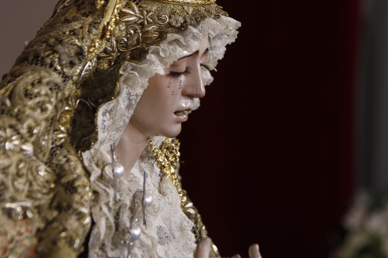Besamanos a la Virgen de la Estrella