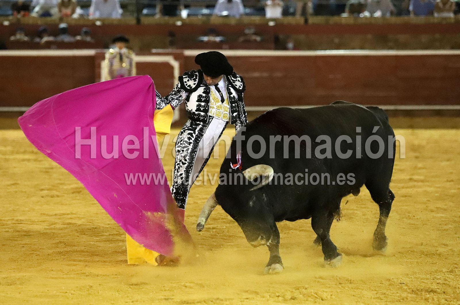 Las imágenes más destacadas de la corrida de toros del 3 de agosto en la plaza de toros de Huelva "La Merced"