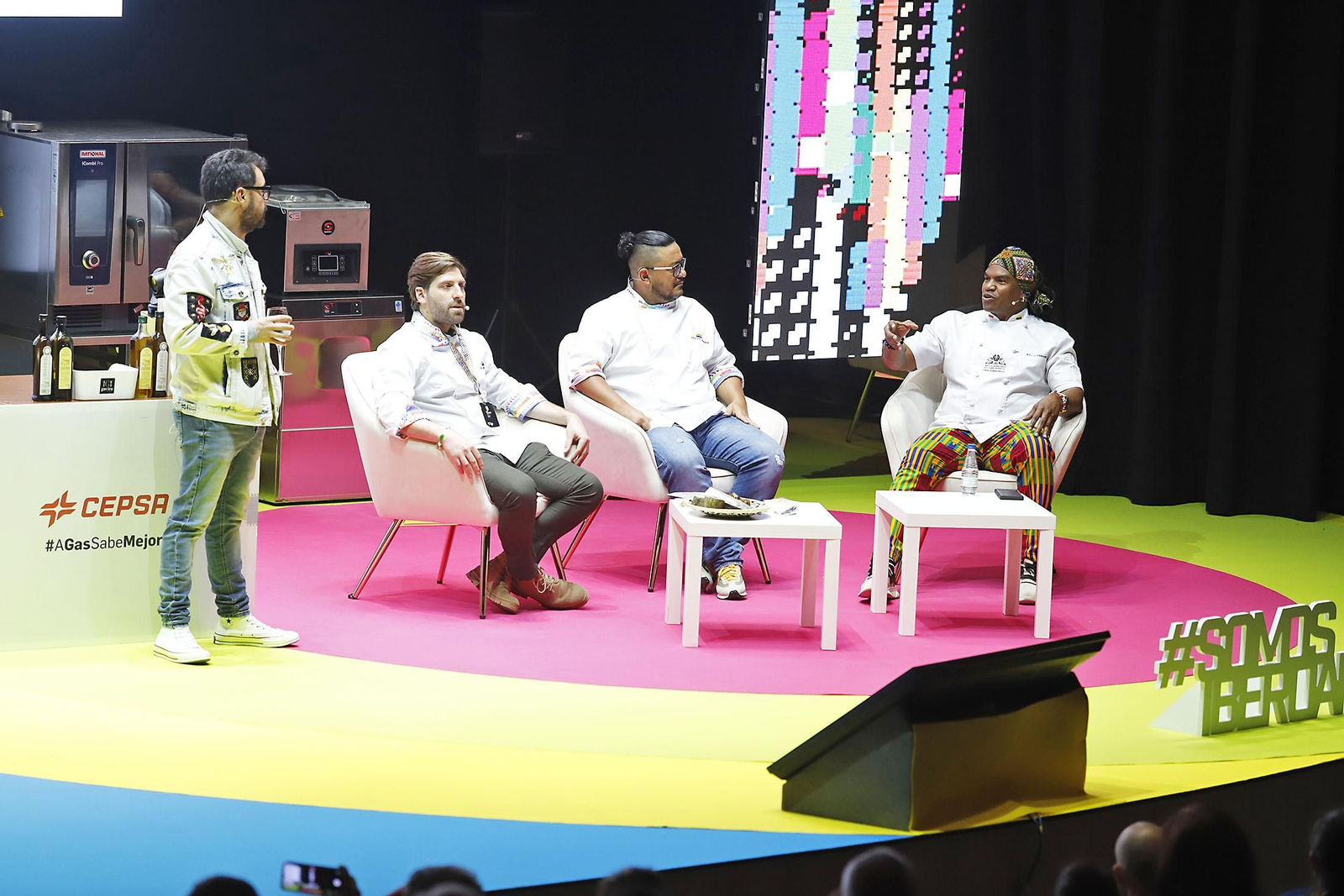 Binómico: Imágenes de la jornada de la jornada de martes en el congreso gastronómico Iberoamericano
