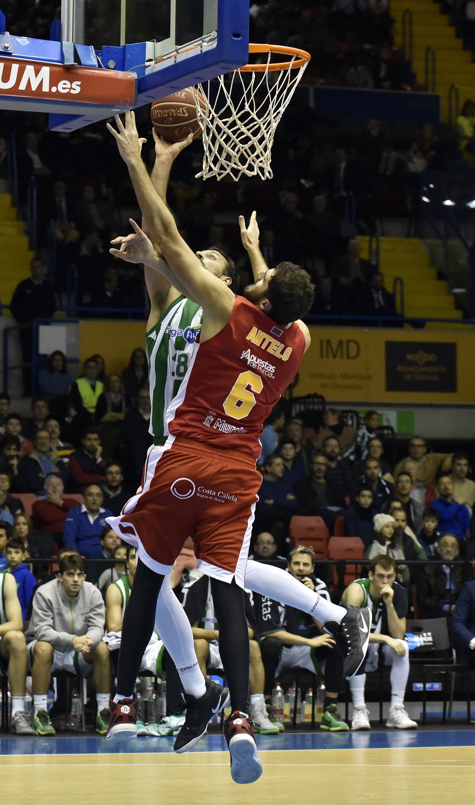 Imágenes del Betis E-Plus-UCAM Murcia