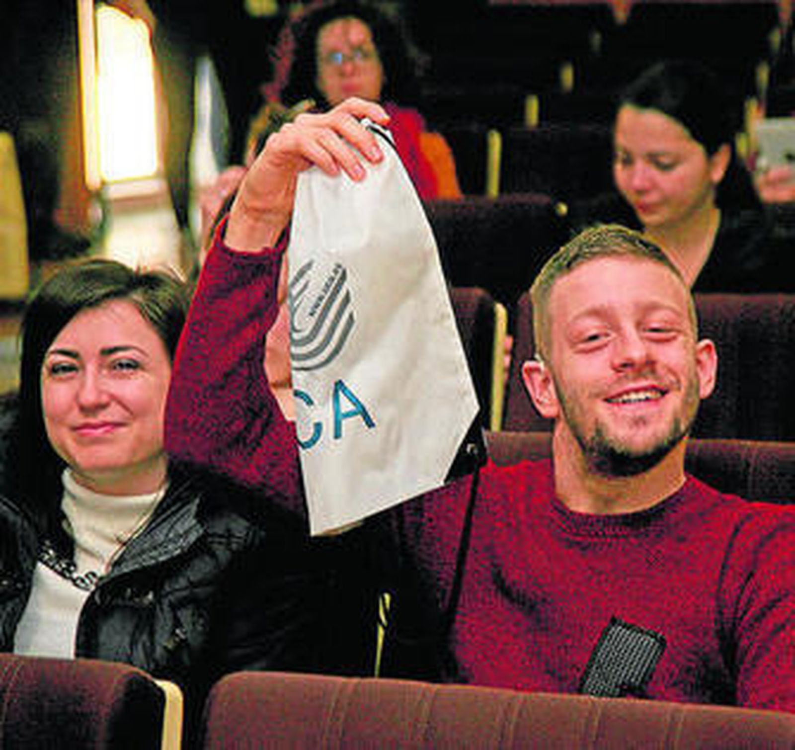 La bienvenida a estos nuevos alumnos tuvo lugar ayer en Filosofía y Letras.