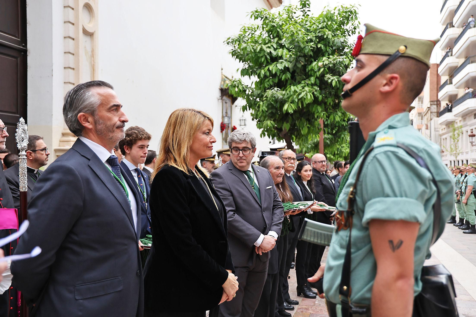 Las mejores imágenes del Sábado de Pasión en Huelva: La Legión con el Cristo de la Vera+Cruz