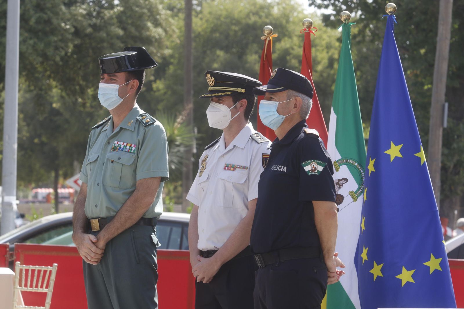 La escultura en honor a los sanitarios en Córdoba, en fotos