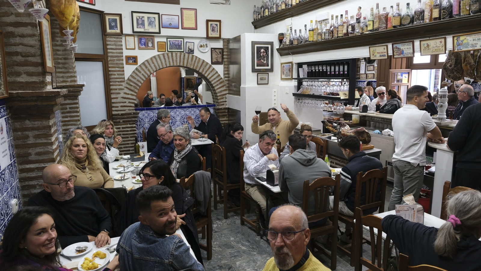 Casa Puga reabre sus puertas por navidad, en imágenes