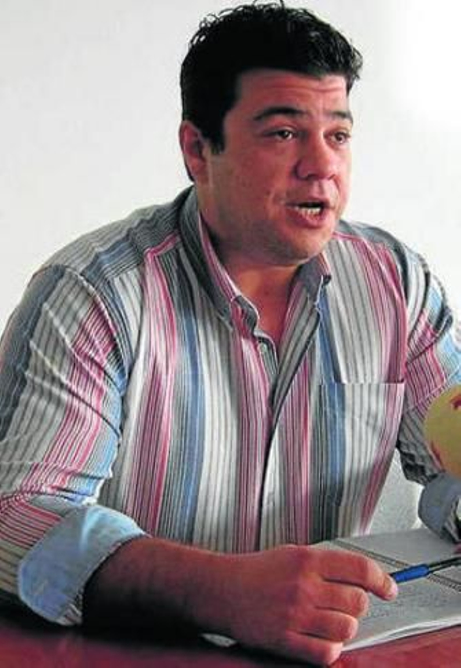 Javier Valderas. Javier Valderas.