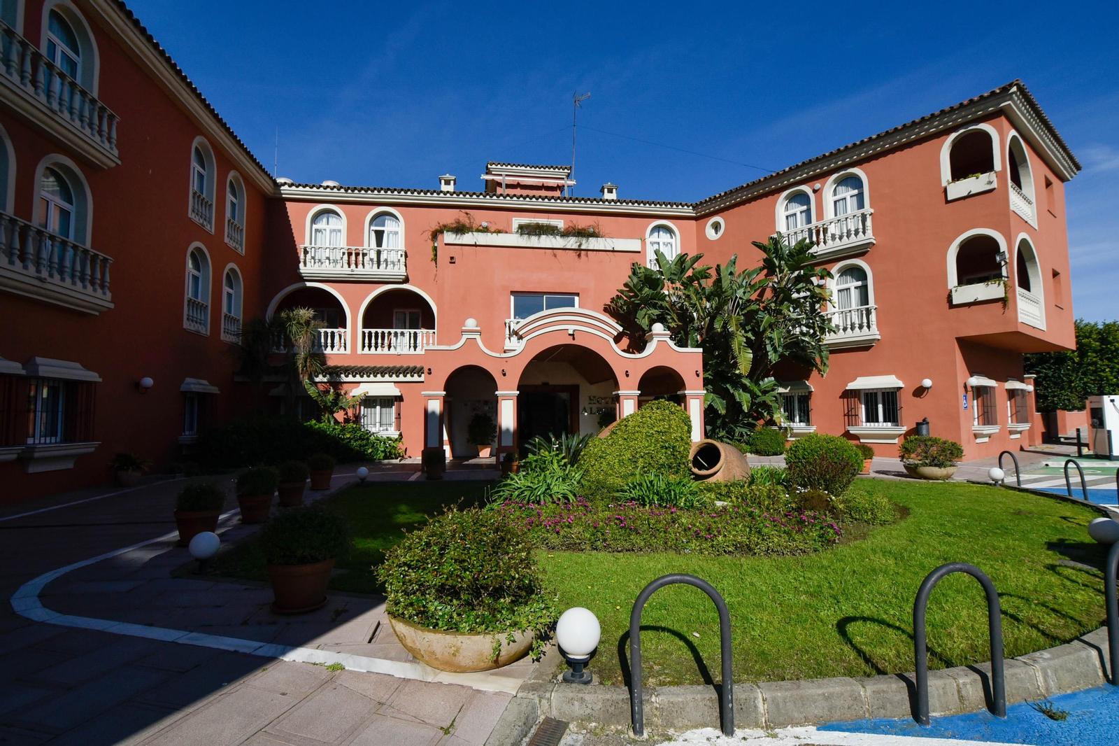 Hotel Alborán
