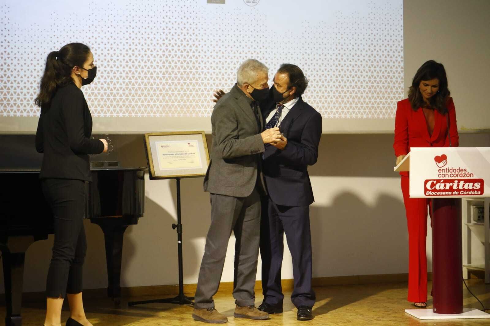 Cáritas premia la labor solidaria de cinco empresas de Córdoba, en imágenes