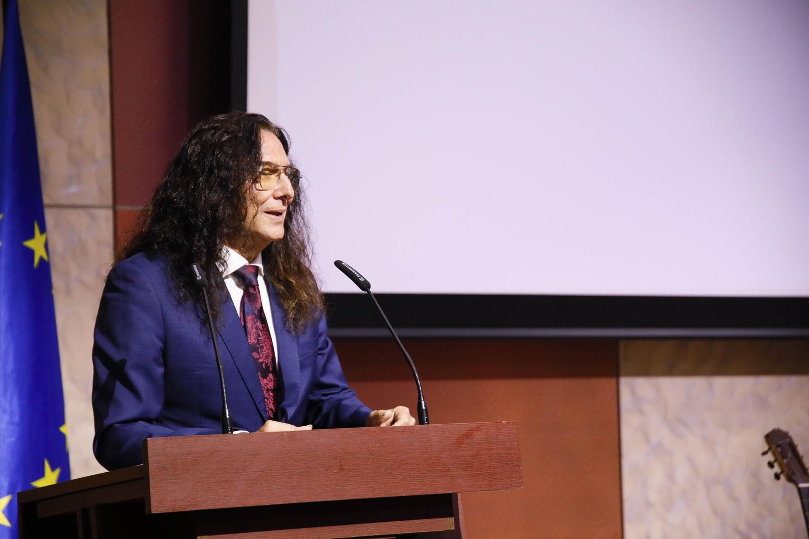 Las imágenes del acto de entrega de la Medalla de Oro a José Fernández Torres Tomatito, en la Universidad de Almería