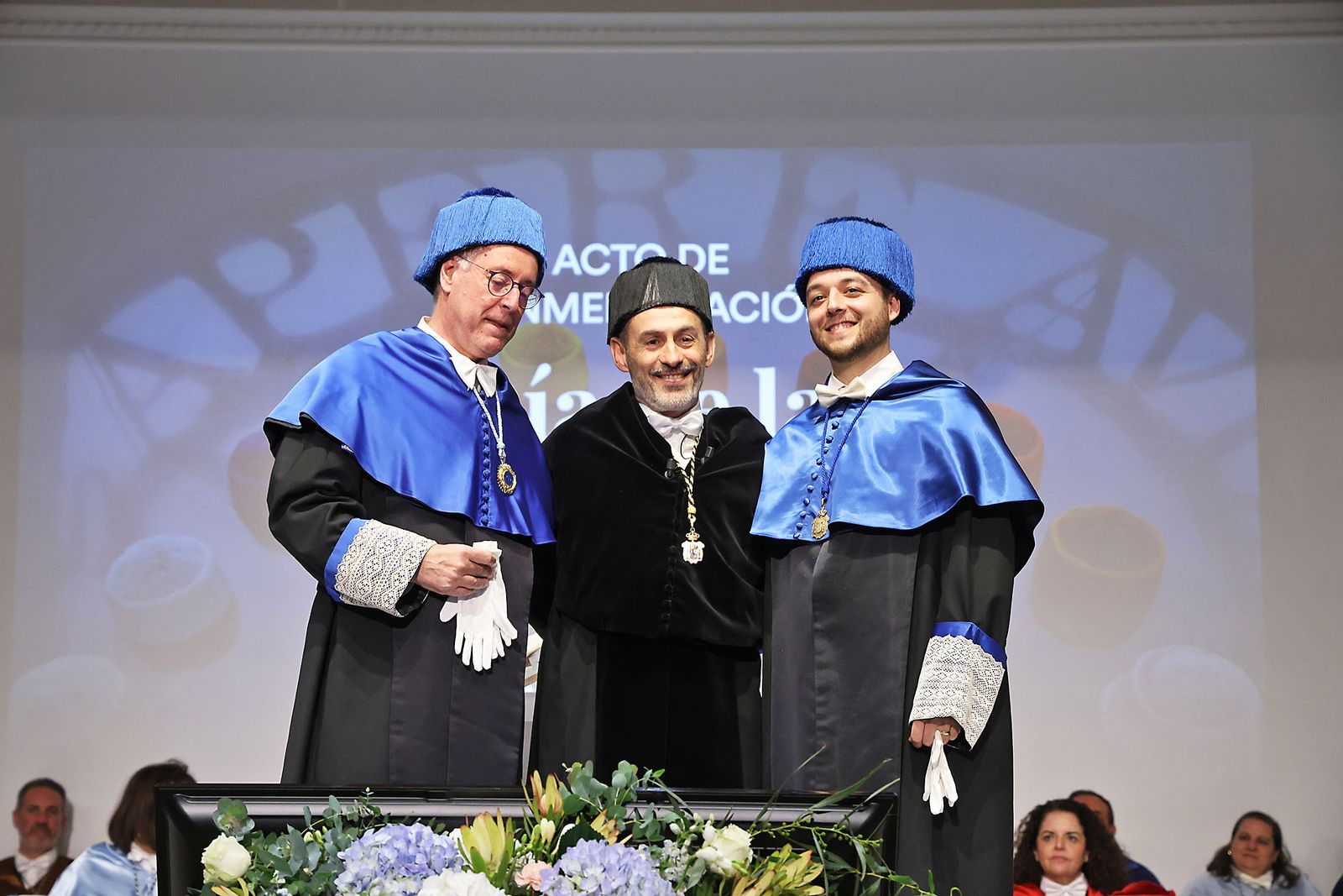 Fotografías de la investidura de los nuevos doctores y doctoras en el acto del 3 de marzo de la universidad de Huelva