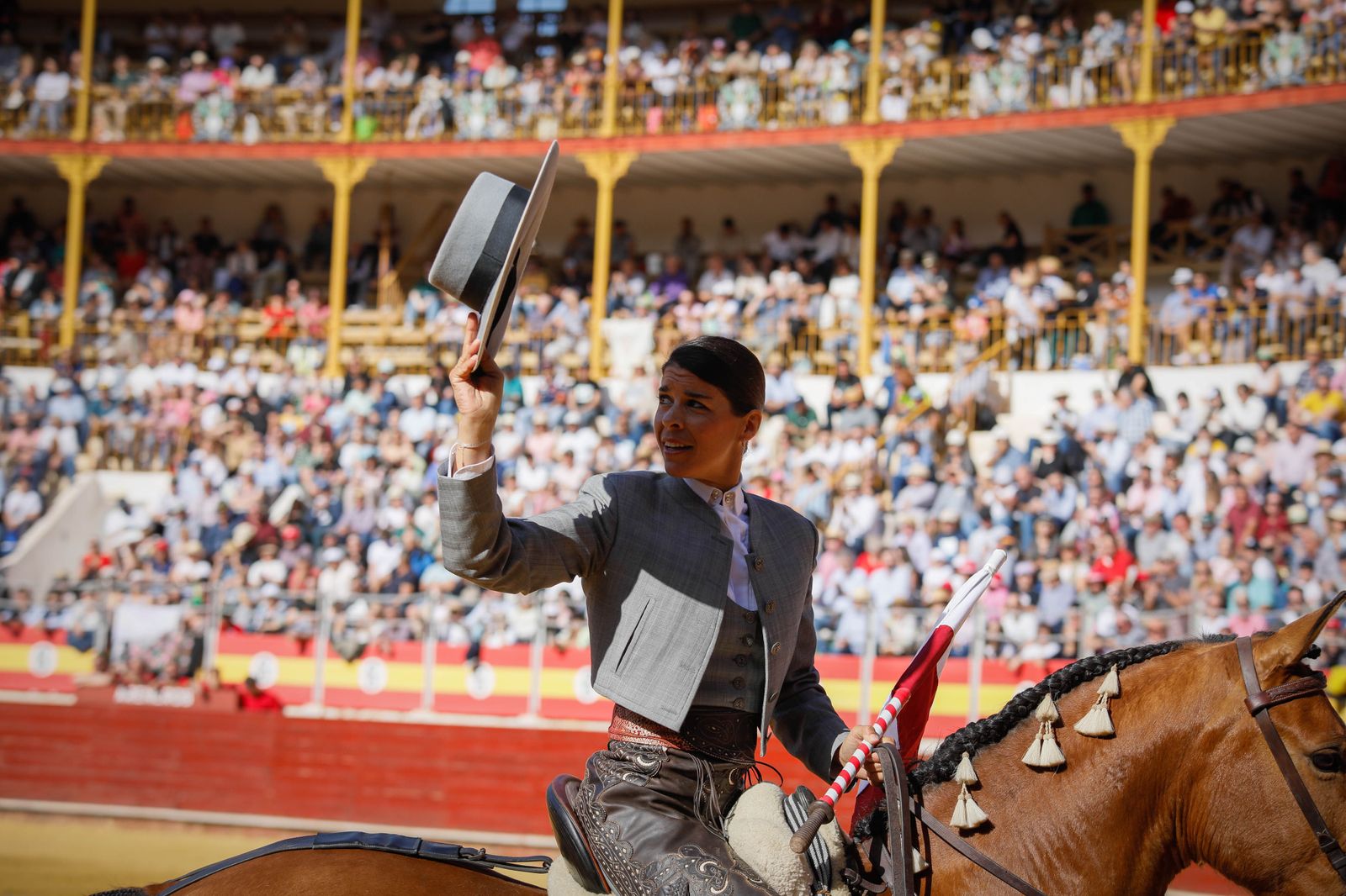 Imágenes del festival mixto lucha contra el cáncer