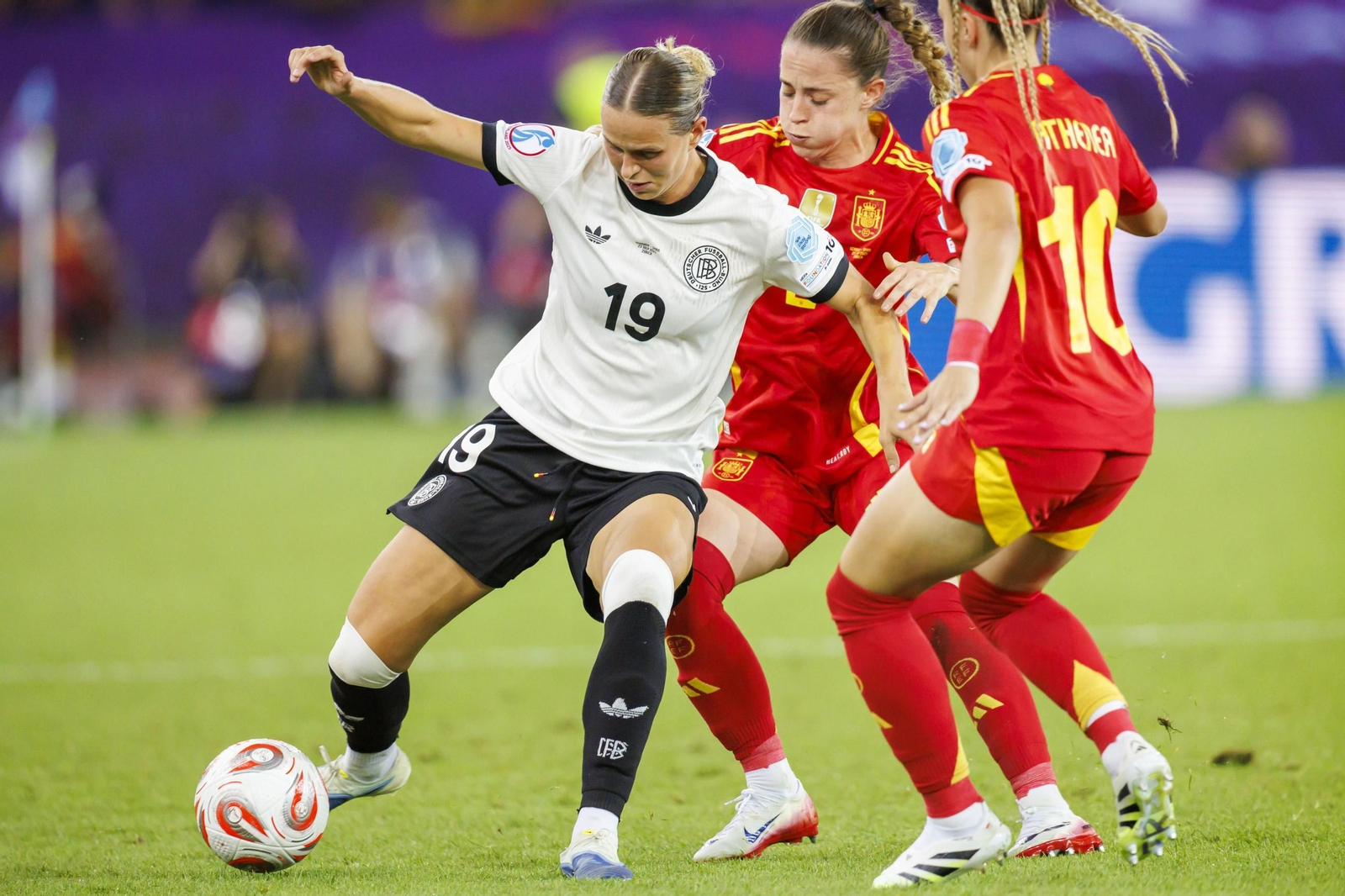 Las mejores imágenes del pase a la final de España ante Alemania en la Eurocopa femenina