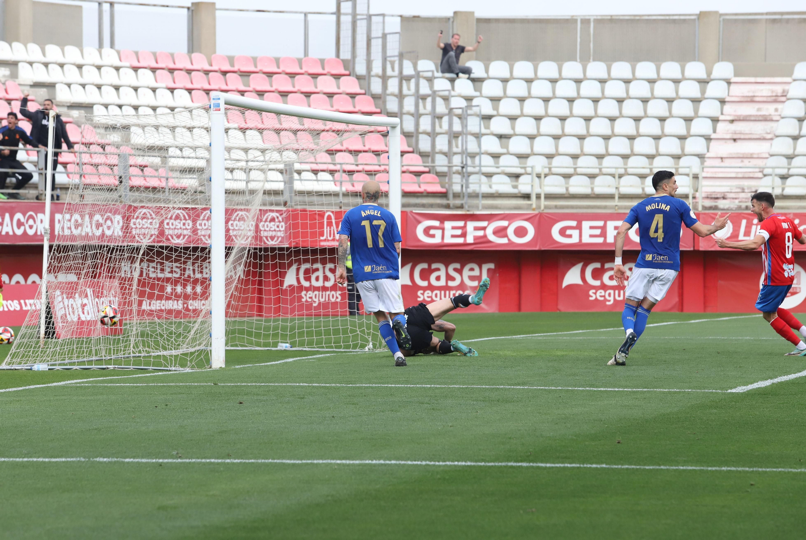Fotos del Algeciras CF-Linares de Primera Federacion