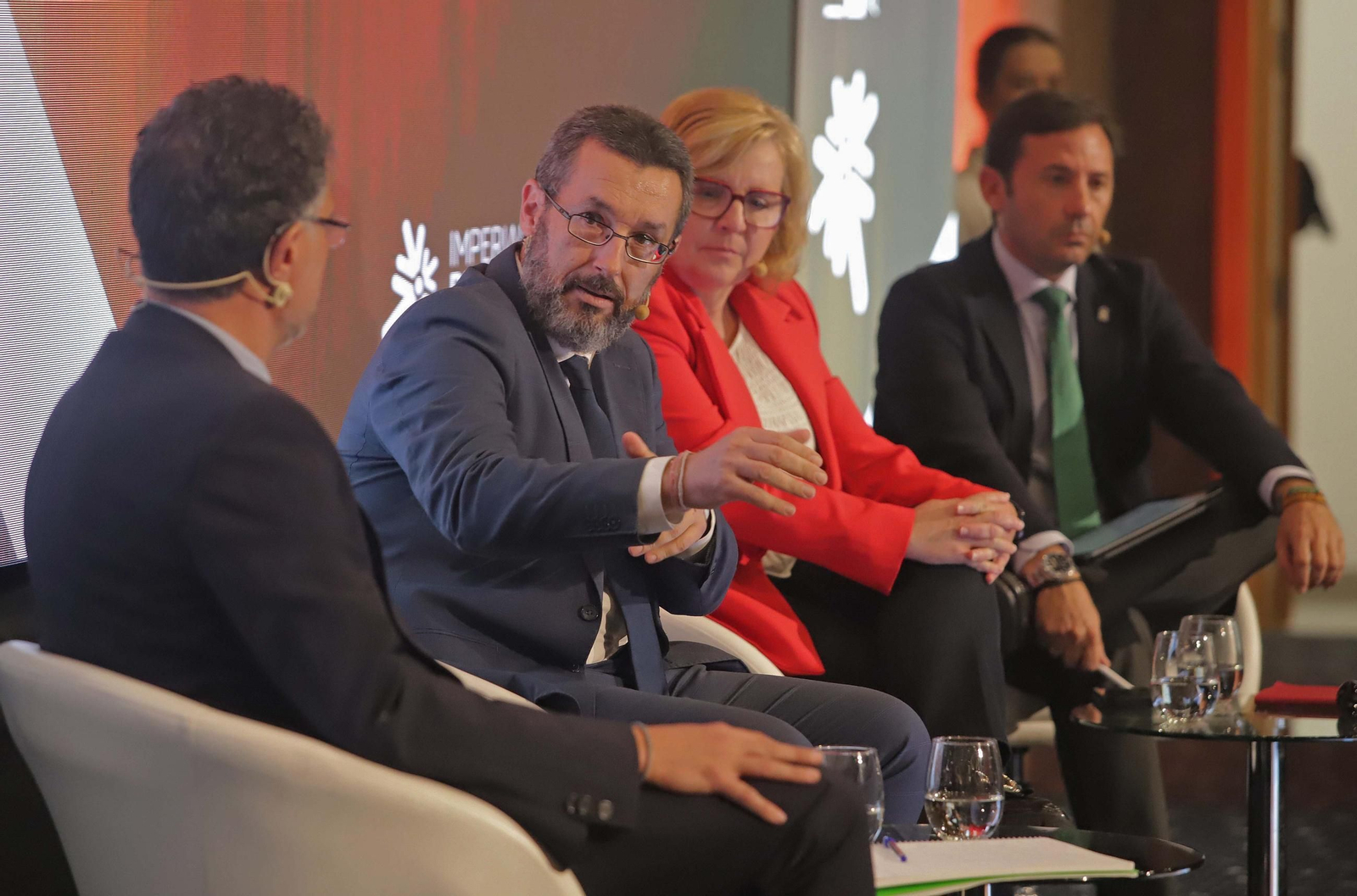 Fotos del X Congreso Frente al Contrabando de Tabaco de Altadis-Imperial Brands en La Línea