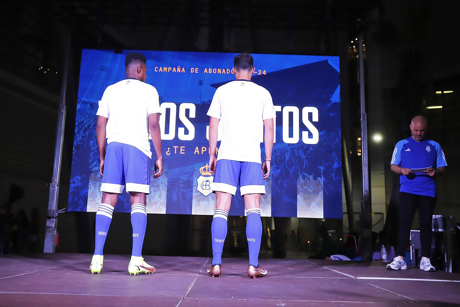 Imágenes de las nuevas equipaciones del Recreativo de Huelva para la temporada 2023/24