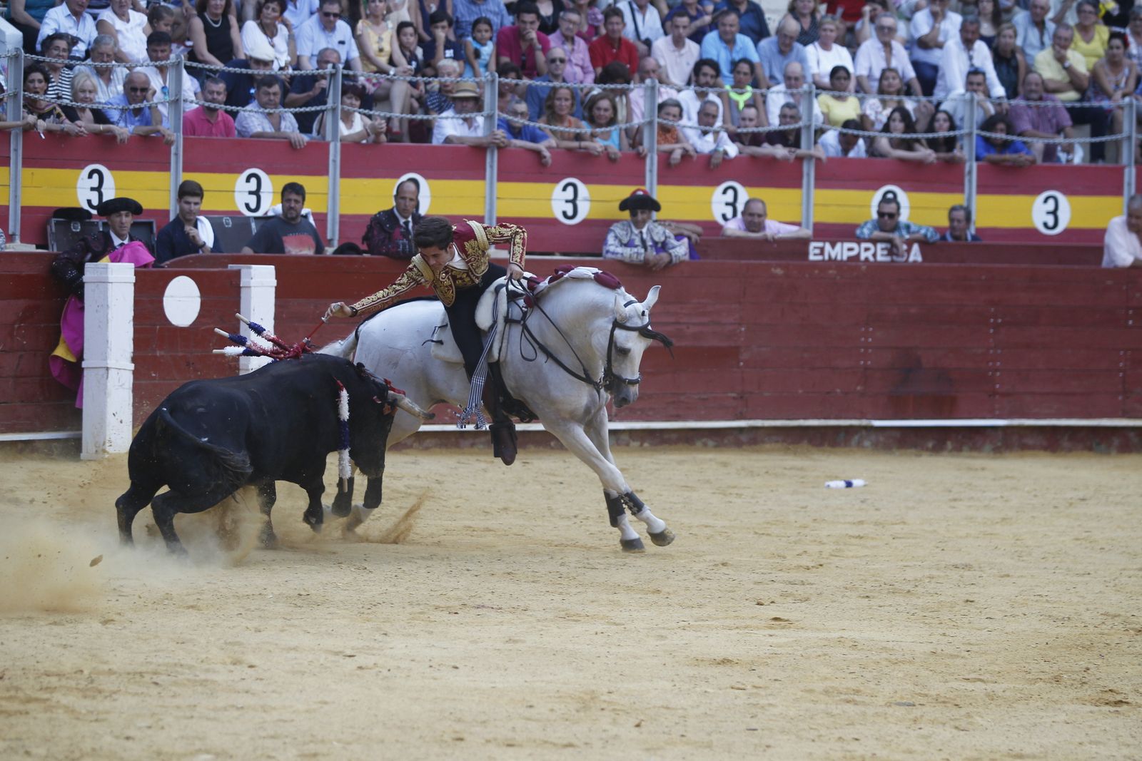 Fotogalería corrida de rejones. Feria de Almería 2019