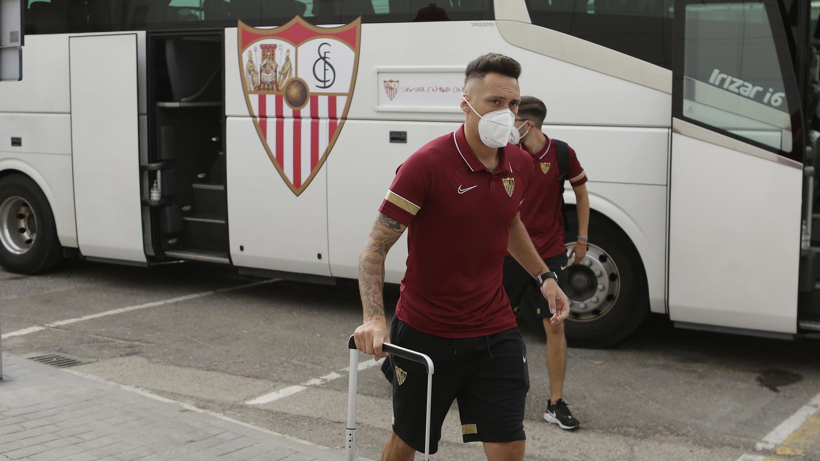 Ocampos se dirige a la terminal ejecutiva del aeropuerto de San Pablo.