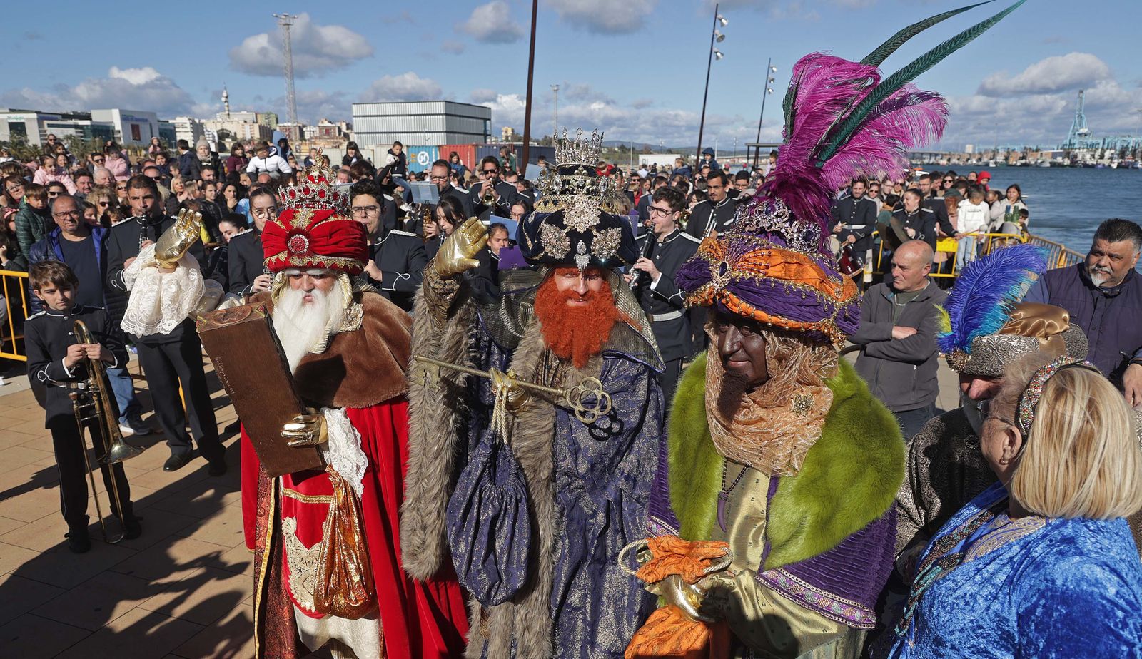 Fotos del arrastre de latas en Algeciras