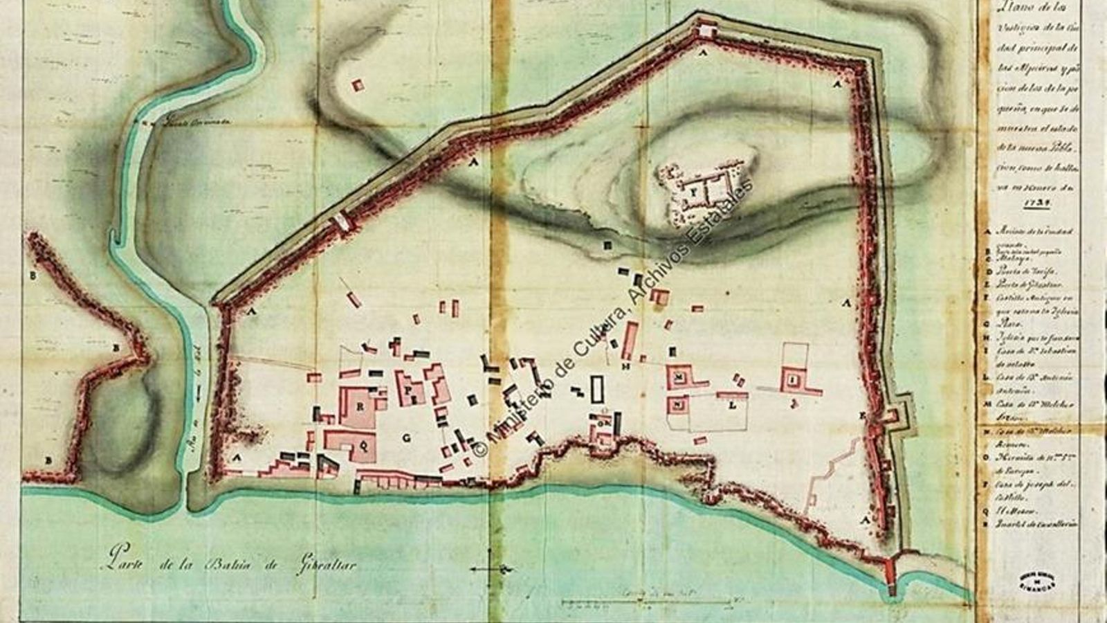 Plano del s. XVIII en la parte alta del recinto en el que vemos la muralla con su foso, al rellenarse éste con los escombros se crea la ronda o camino de circunvalación extramuros, destacan por su tamaño la Puerta de Tarifa y el gran torreón identificable con la Puerta de Jerez.