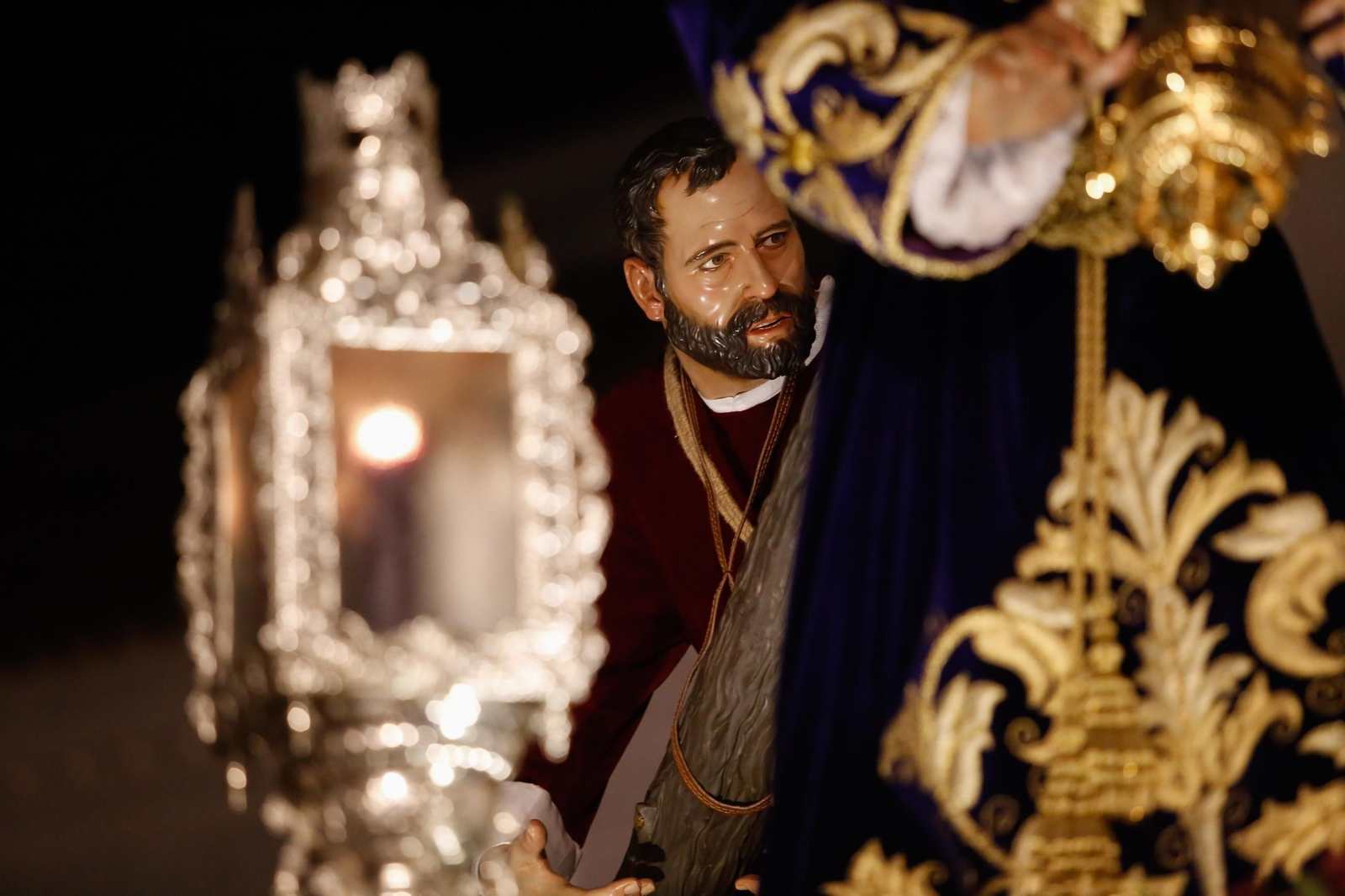 Fotos del Jueves Santo en Los Barrios: Nazareno