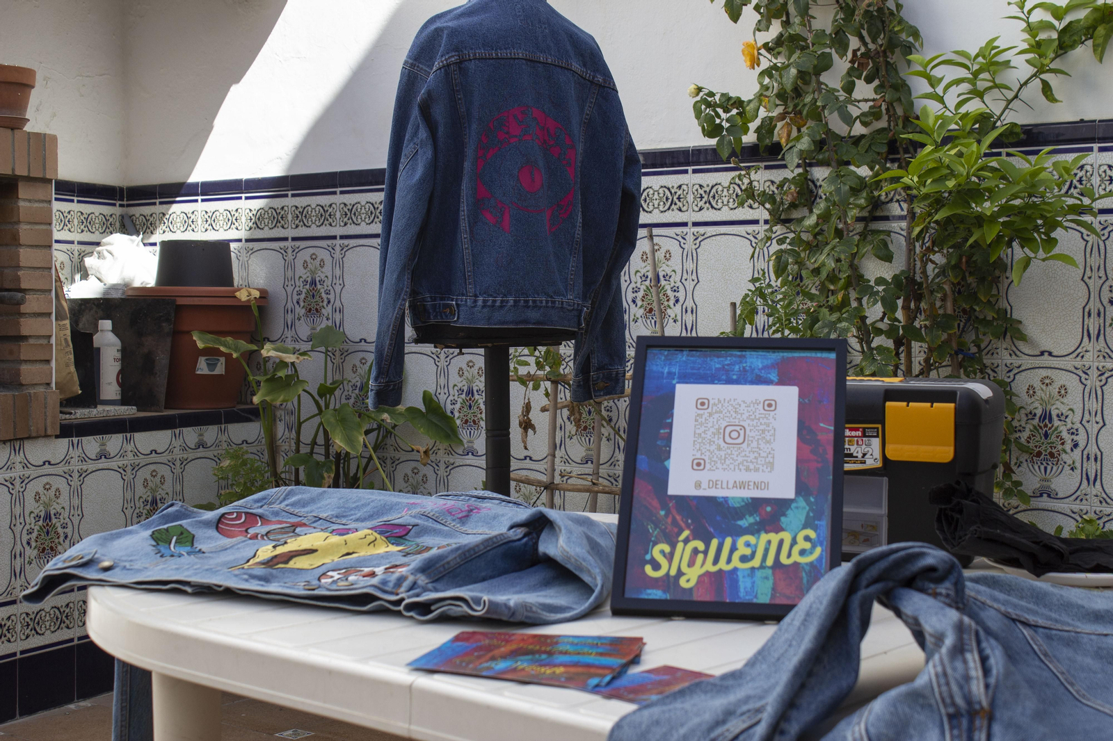 Fotos de la entrevista y de los diseños DellaWendi