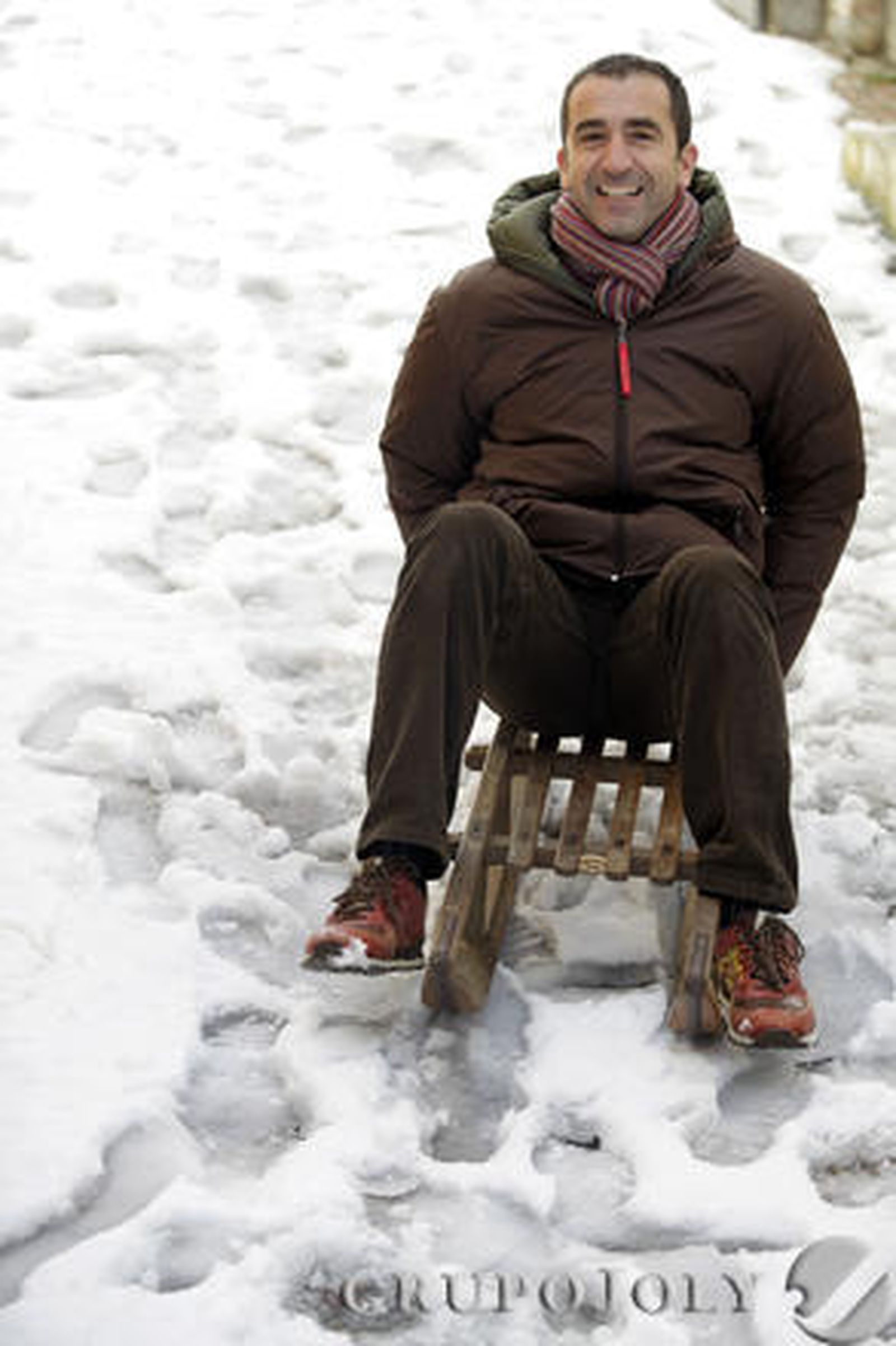 La nieve blanqueó la ciudad en la festividad del 28-F y provocó hasta 200 incidencias.

Foto: Lucia Rivas