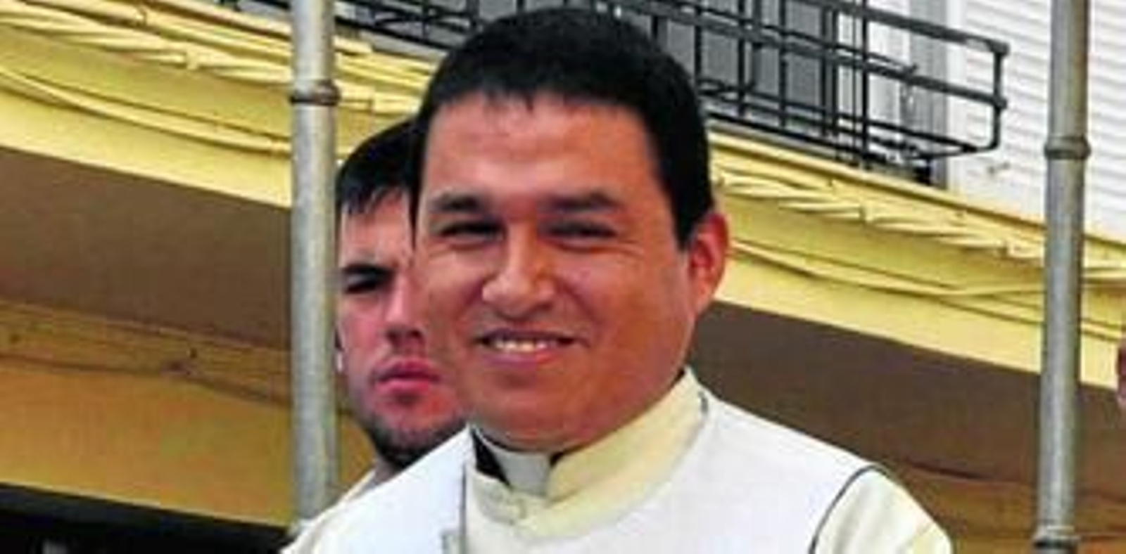 Ángel Luis Orellana Rodas, en una imagen captada su último día como falso sacerdote.