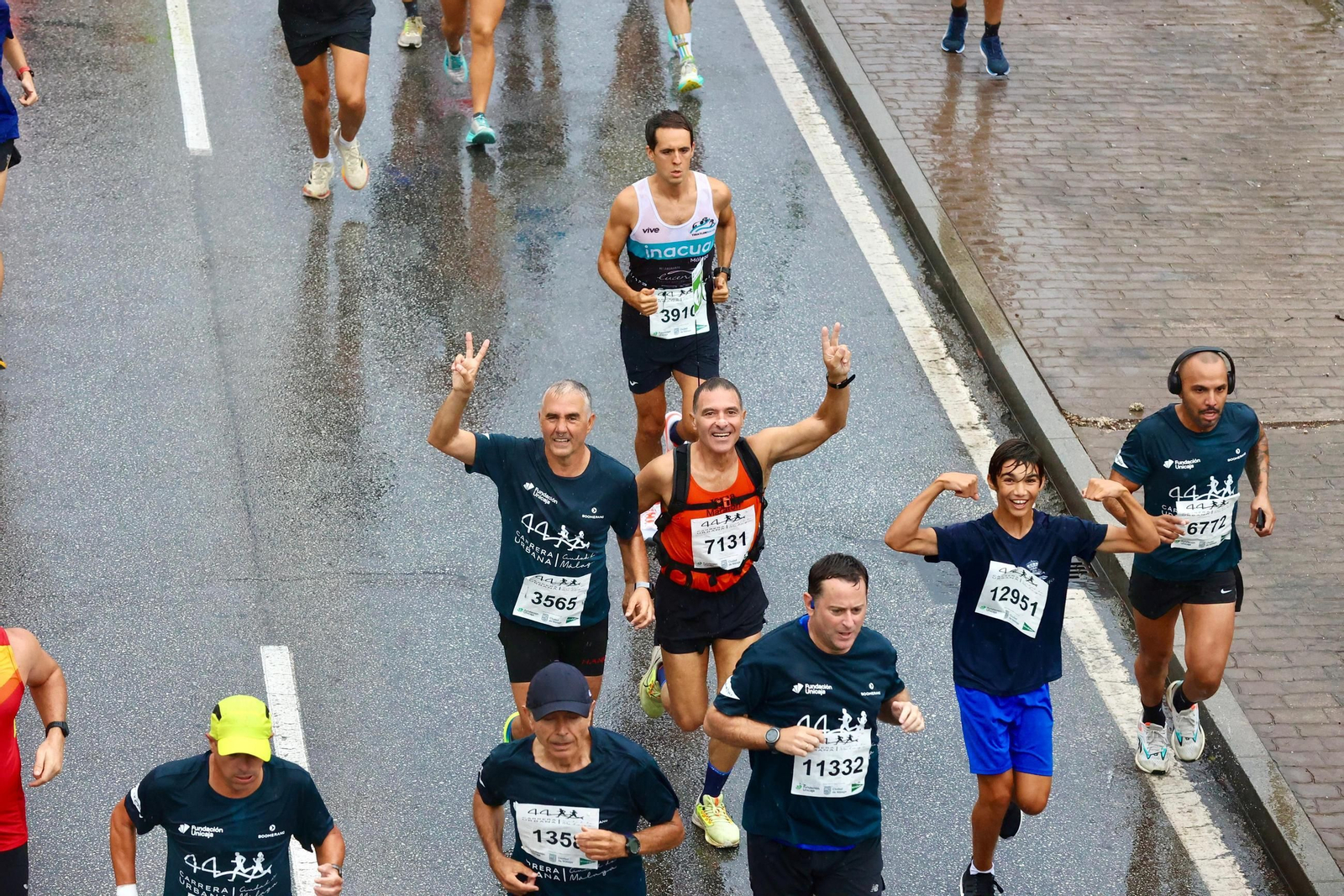 Búscate en las fotos de la Carrera Urbana Ciudad de Málaga 2024