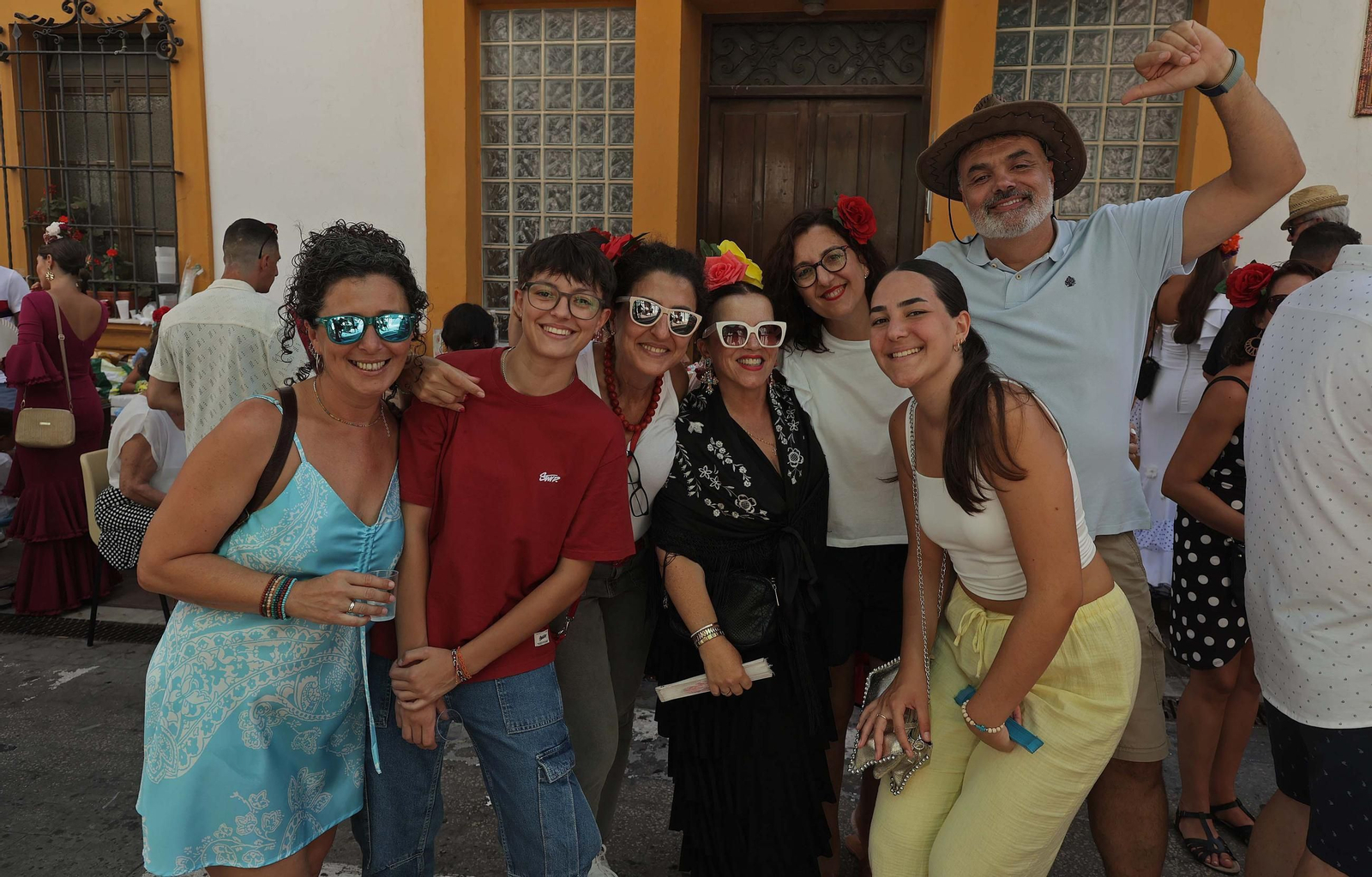 Búscate en las fotos del Domingo Rociero de la Feria de La Línea 2025 Búscate en las fotos del Domingo Rociero de la Feria de La Línea 2025