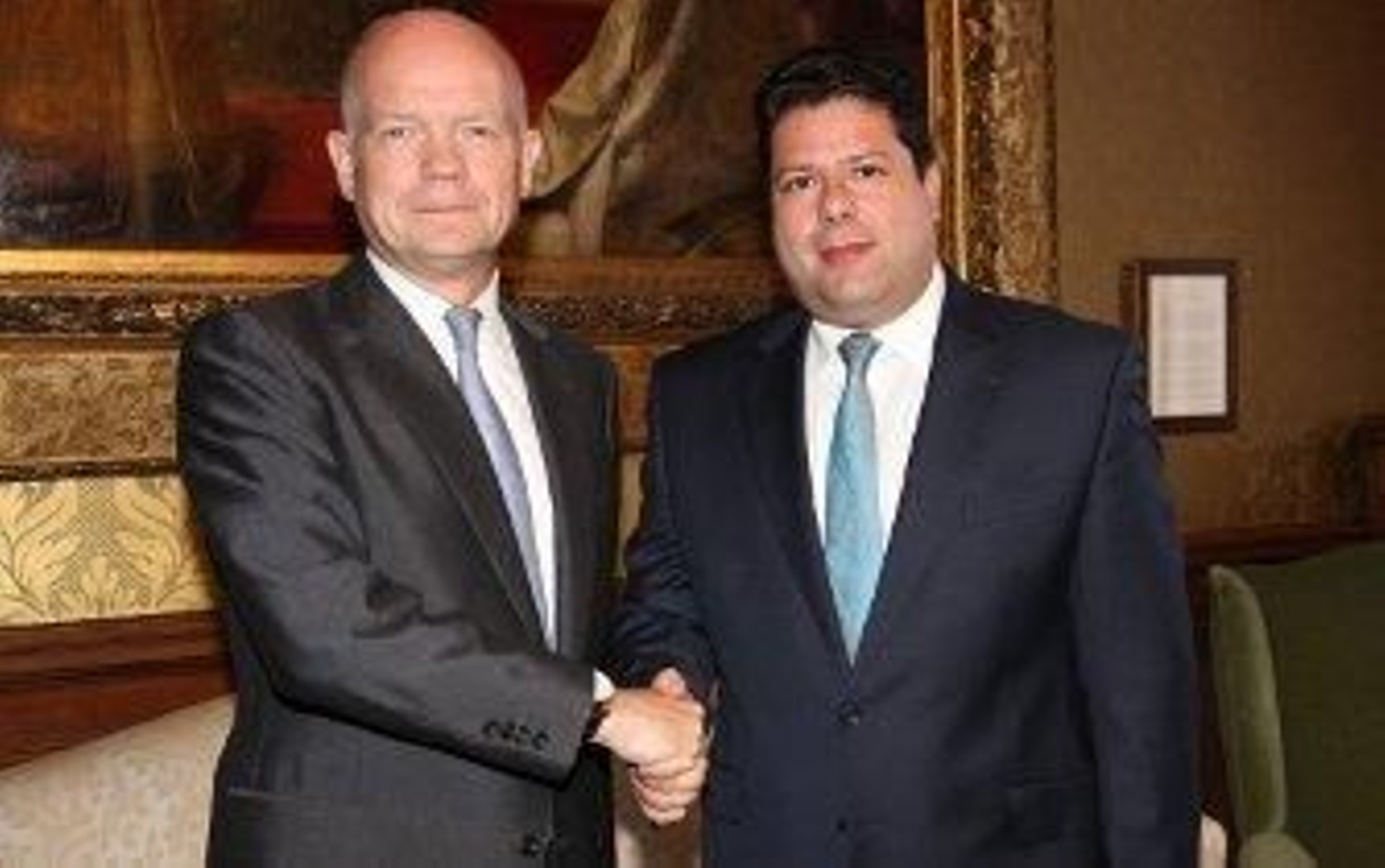 Hague reafirma ante Picardo el compromiso con Gibraltar