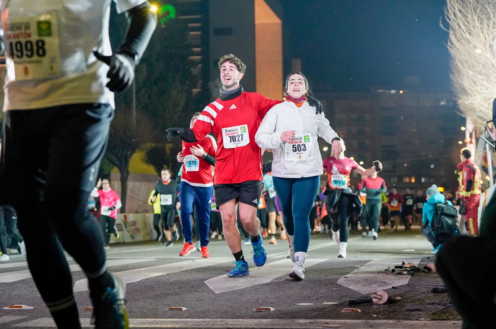 En imágenes: búscate en tu llegada a meta de la Carrera de San Antón 2026 (17)