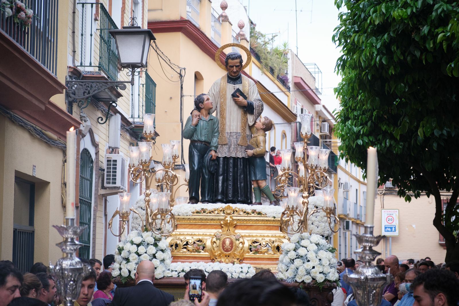 Las imágenes de la procesión de María Auxiliadora de Triana
