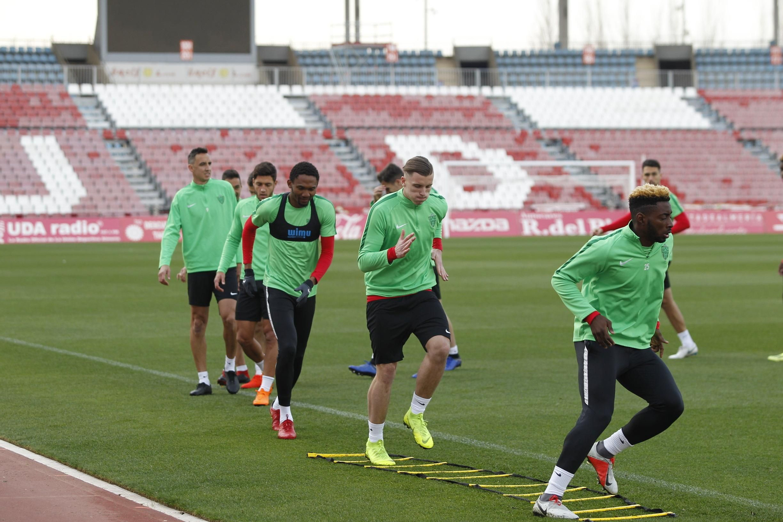 Fotogalería del primer entrenamiento de Demerovic