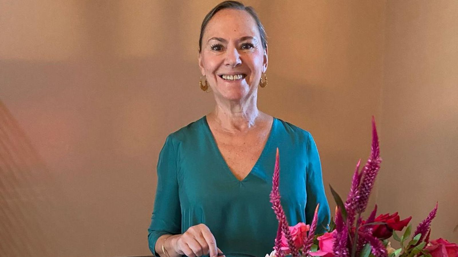 Laura García Lorca, sobrina de Federico, posa sonriente.