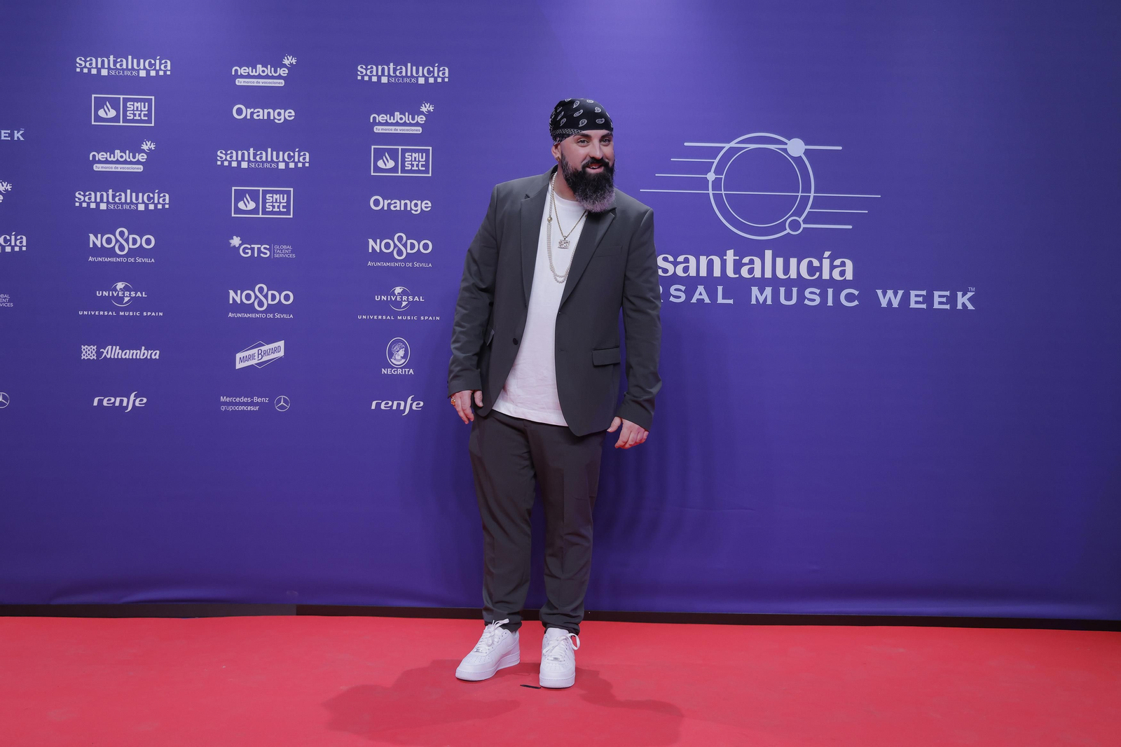 Famosos y artistas en la alfombra roja de la gala del flamenco en los 'Santalucía Universal Music Week'