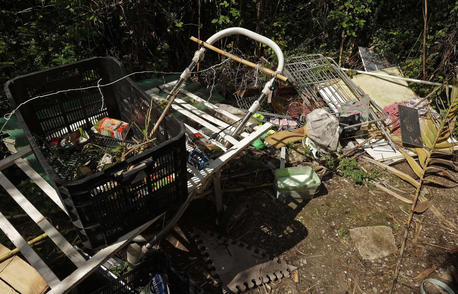 Fotos de los desperfectos e irregularidades en La Menacha