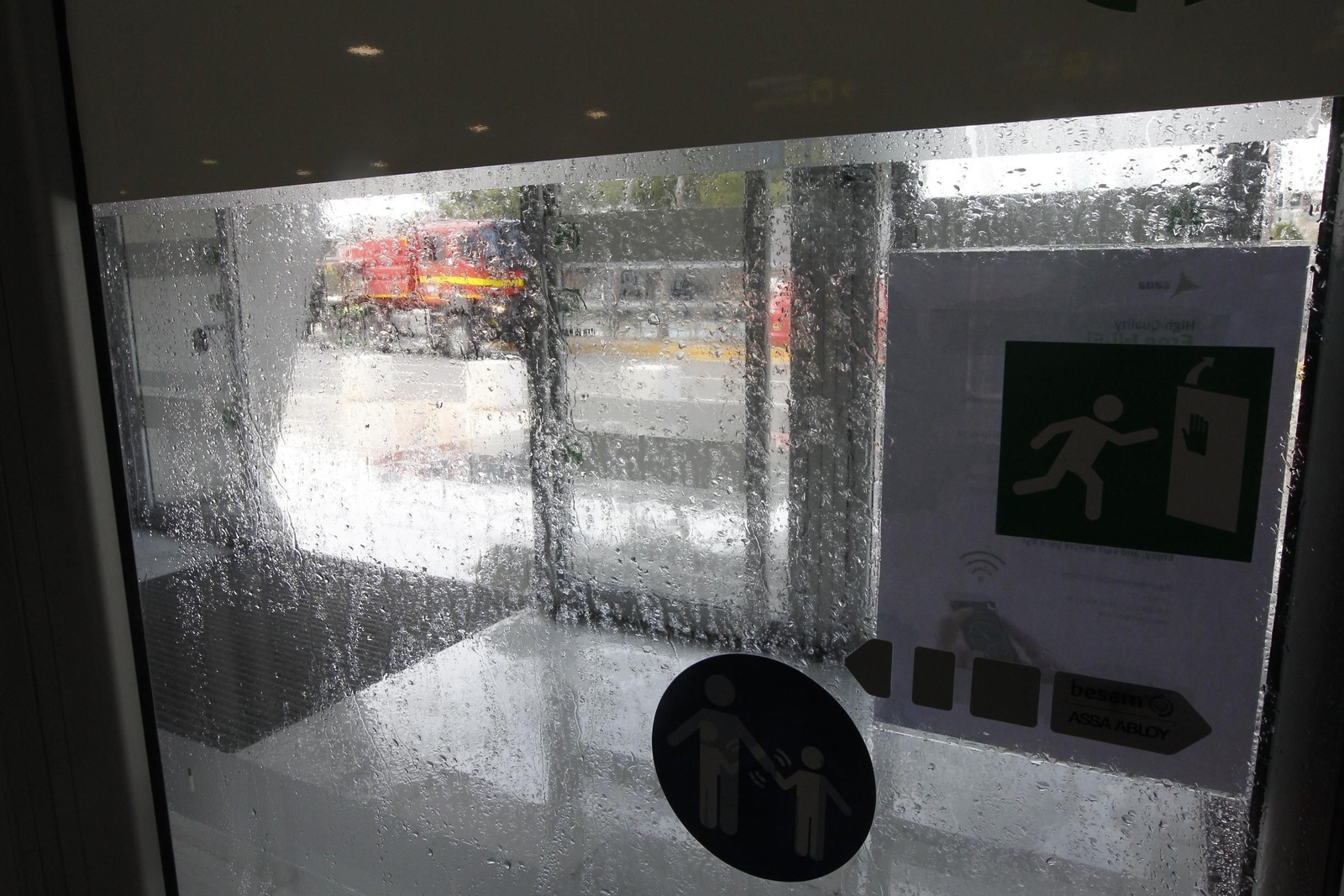 Fotogalería actuación INFOCA y UME por el coronavirus en Almería. Covid-19