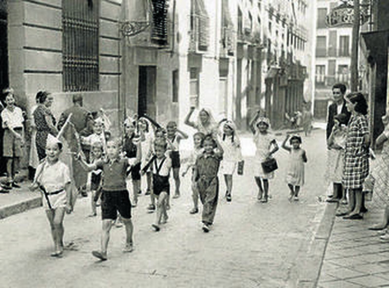 La historia vista por Santos Yubero estará en el CAF hasta mayo