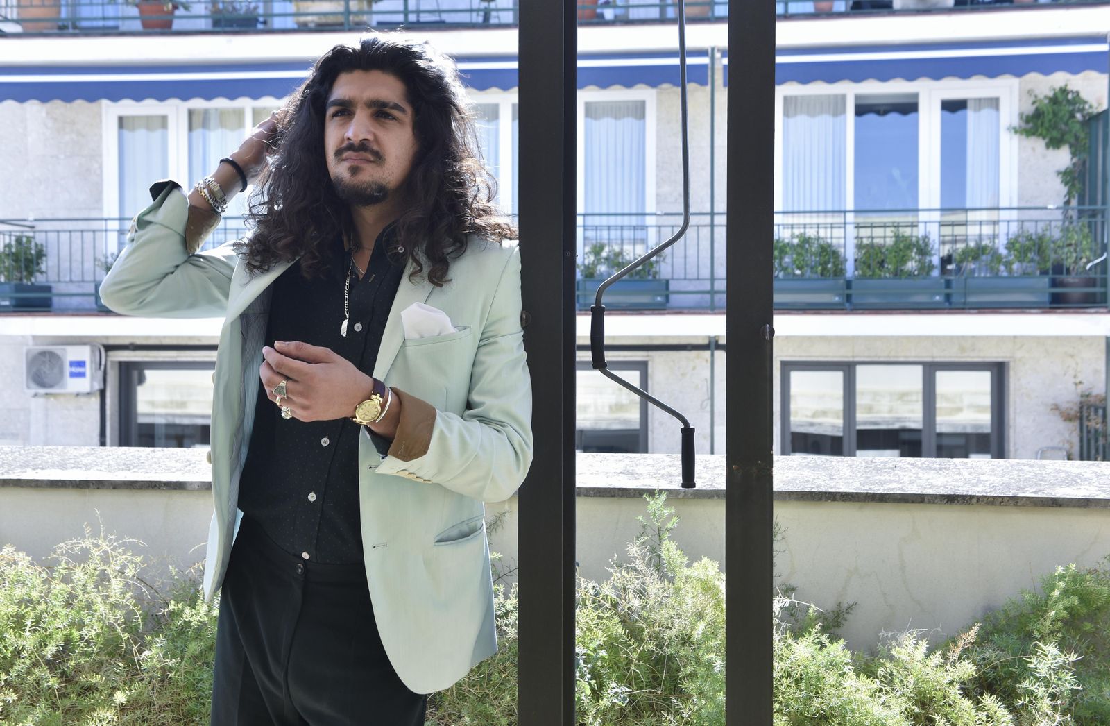 Israel Fernández derrocha personalidad en su cuarto disco.