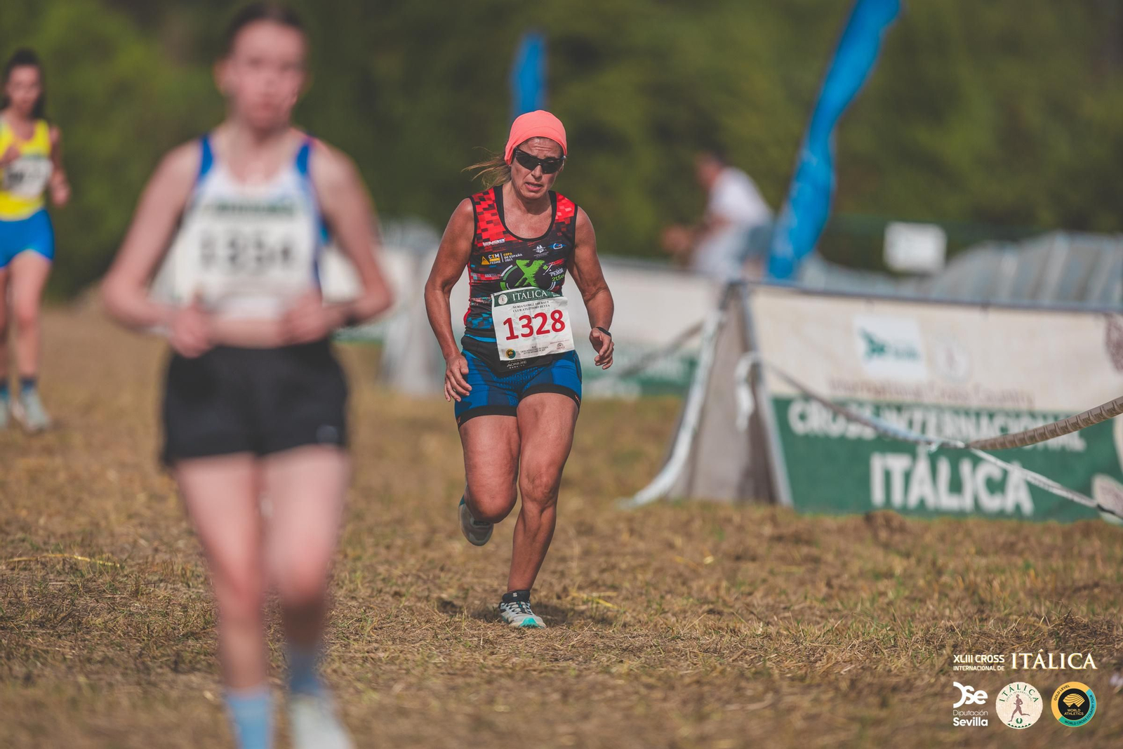 Búscate en las fotos del Cross de Itálica 2025 | 1