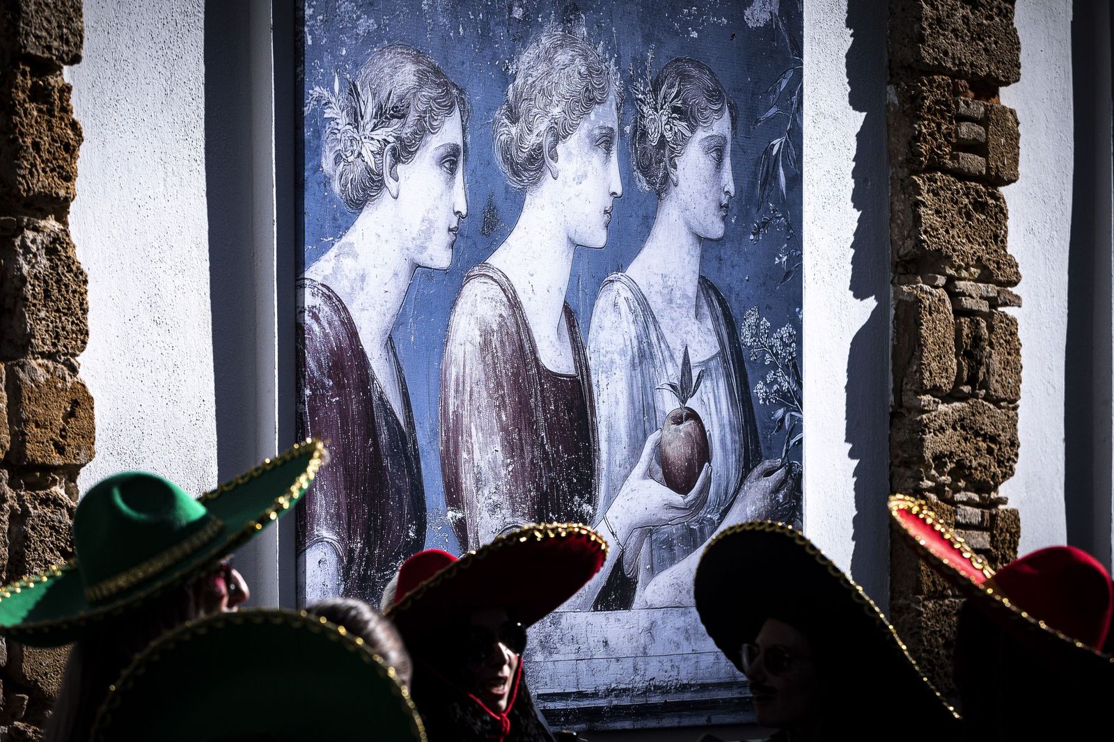 Las mejores imágenes del lunes de Carnaval de Cádiz 2026