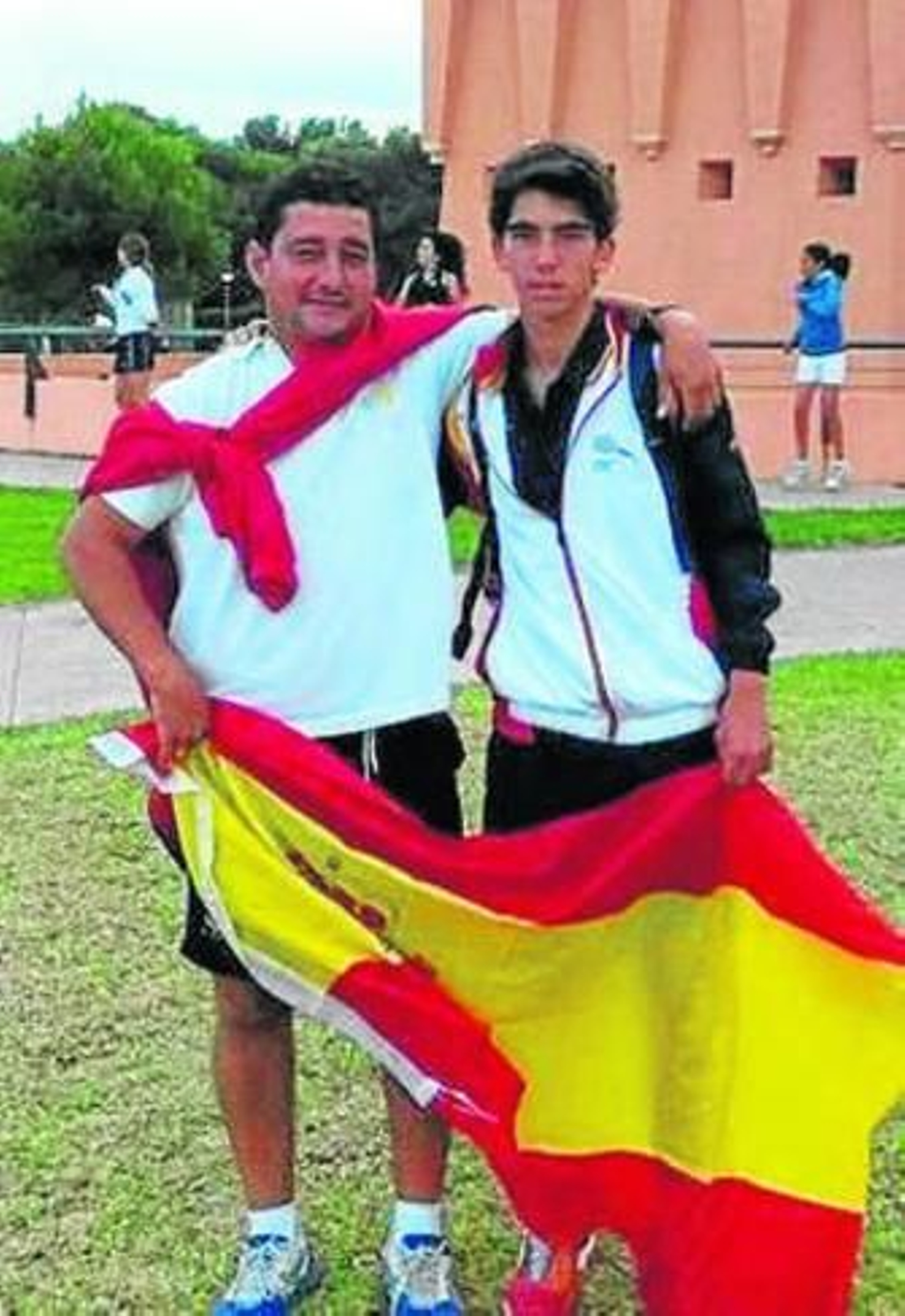 Romero, junto a Caballero.