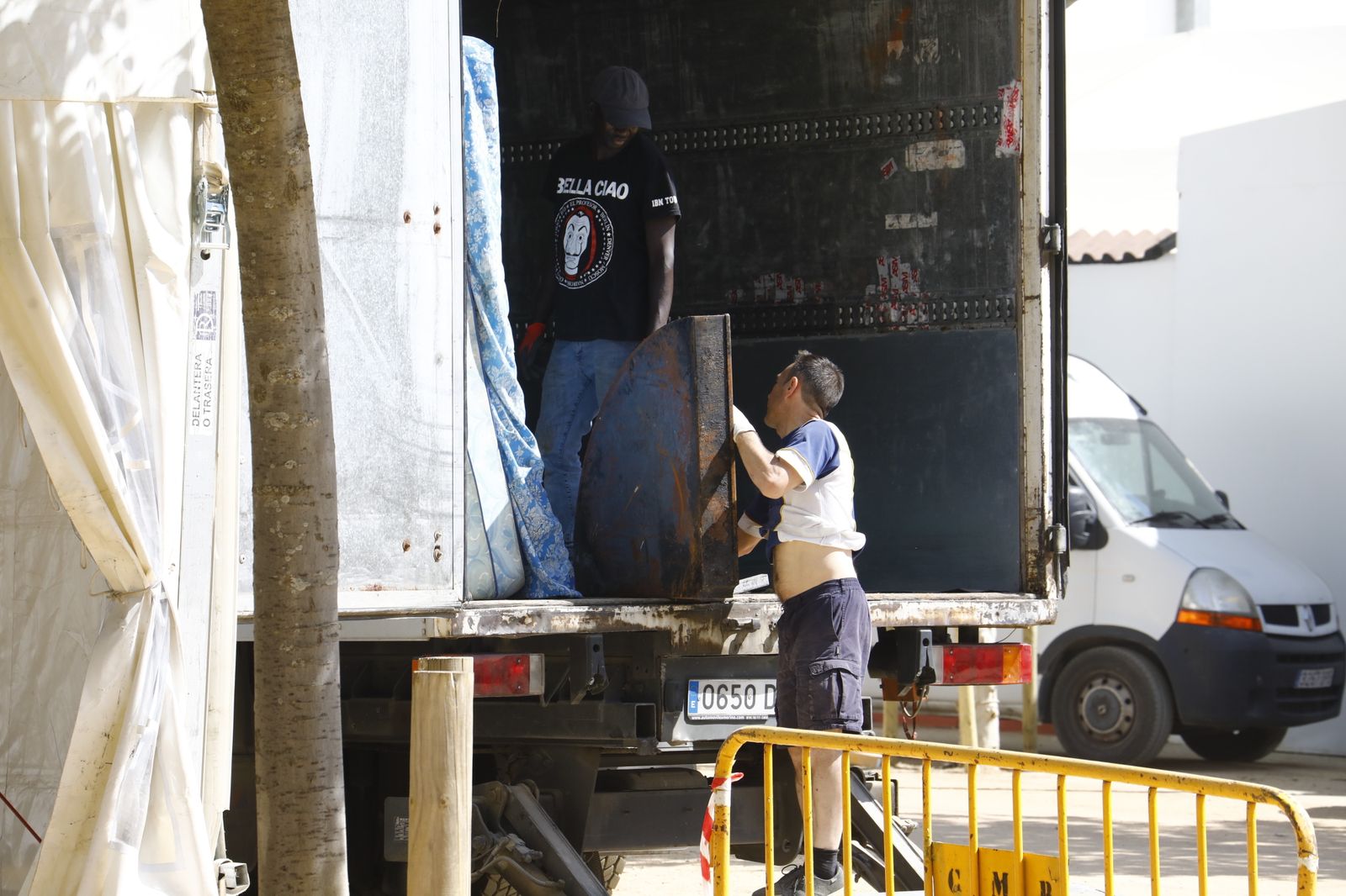Un recorrido en imágenes por El Arenal a horas de que comience la Feria de Córdoba