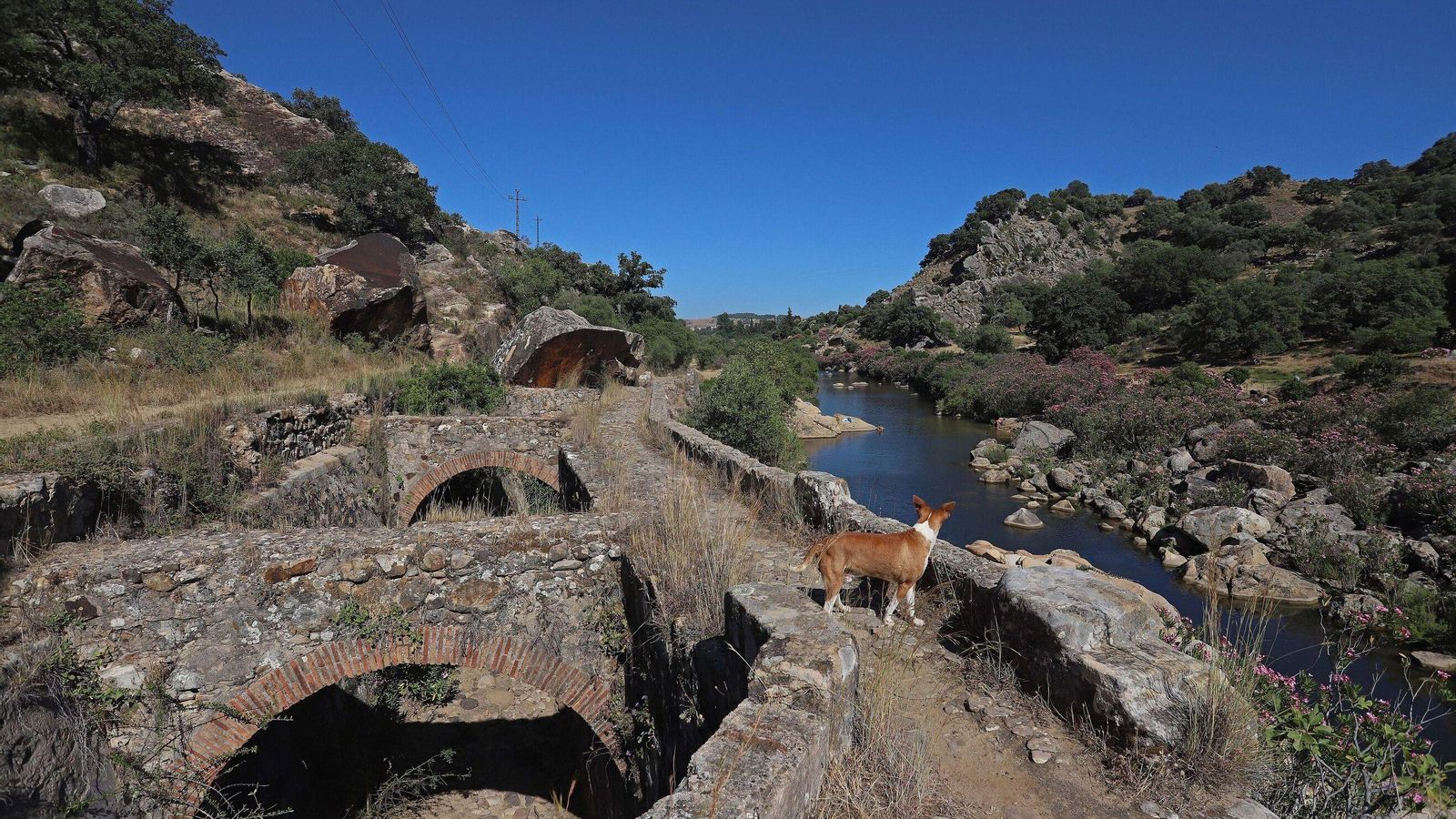 Naturaleza e historia conviven en este impresionante sendero