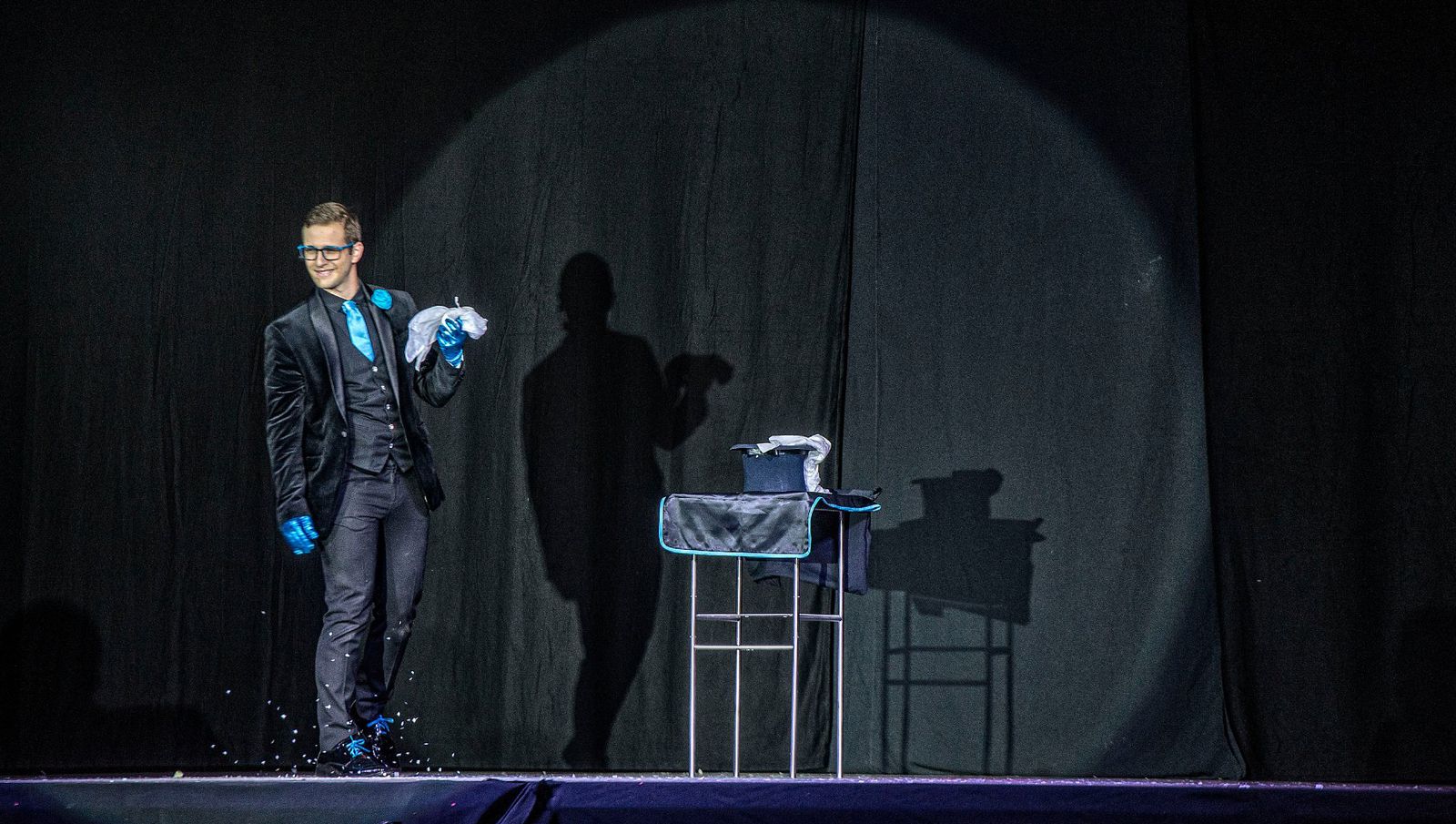 El mago sevillano Luis Noval en el Festival Internacional Magic en Portugal