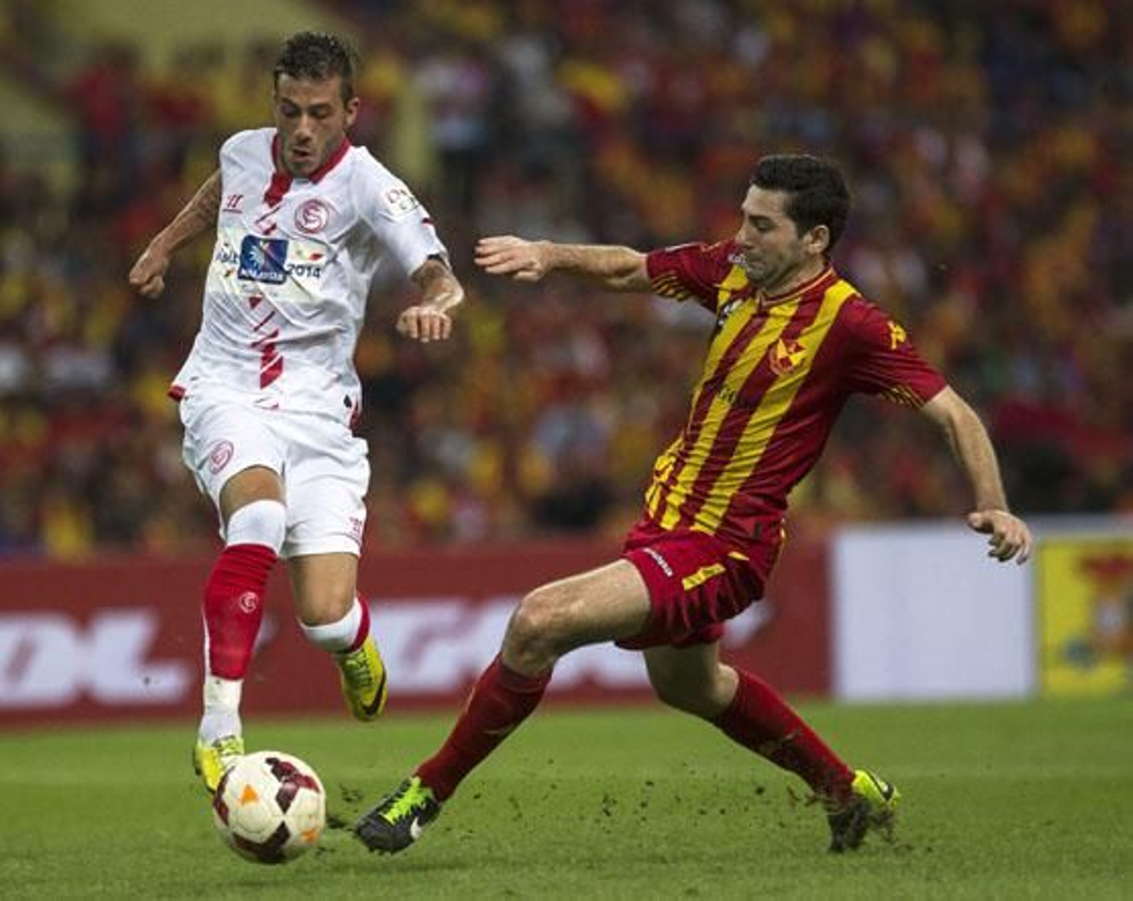 Adiós a Malasia con triunfo y nueva promesa de Emery (0-2)