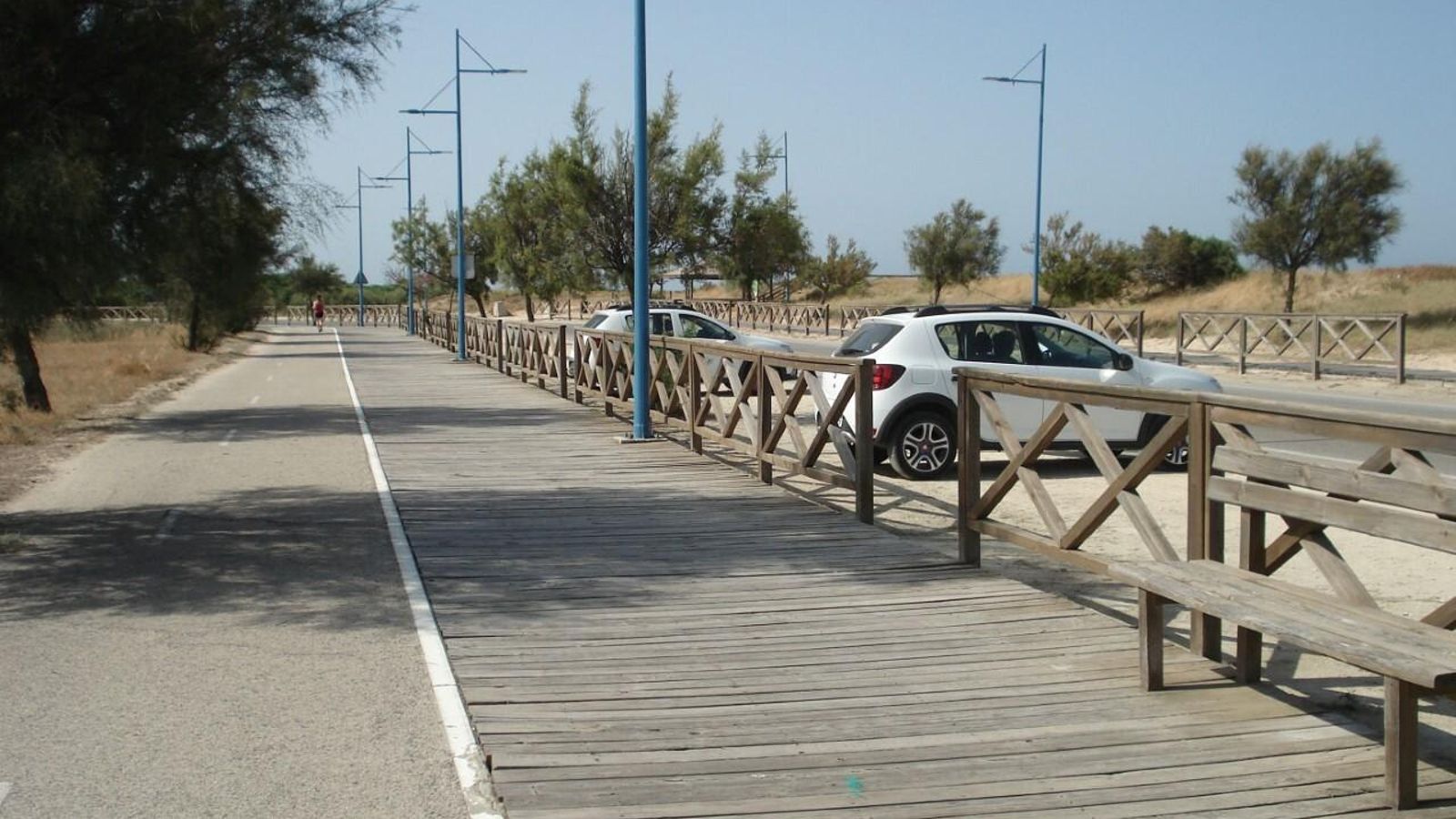 Tramo del recorrido de madera de Sancti Petri