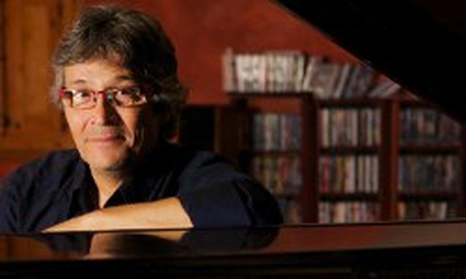 "A lo mejor el flamenco puro hoy es Paco de Lucía"