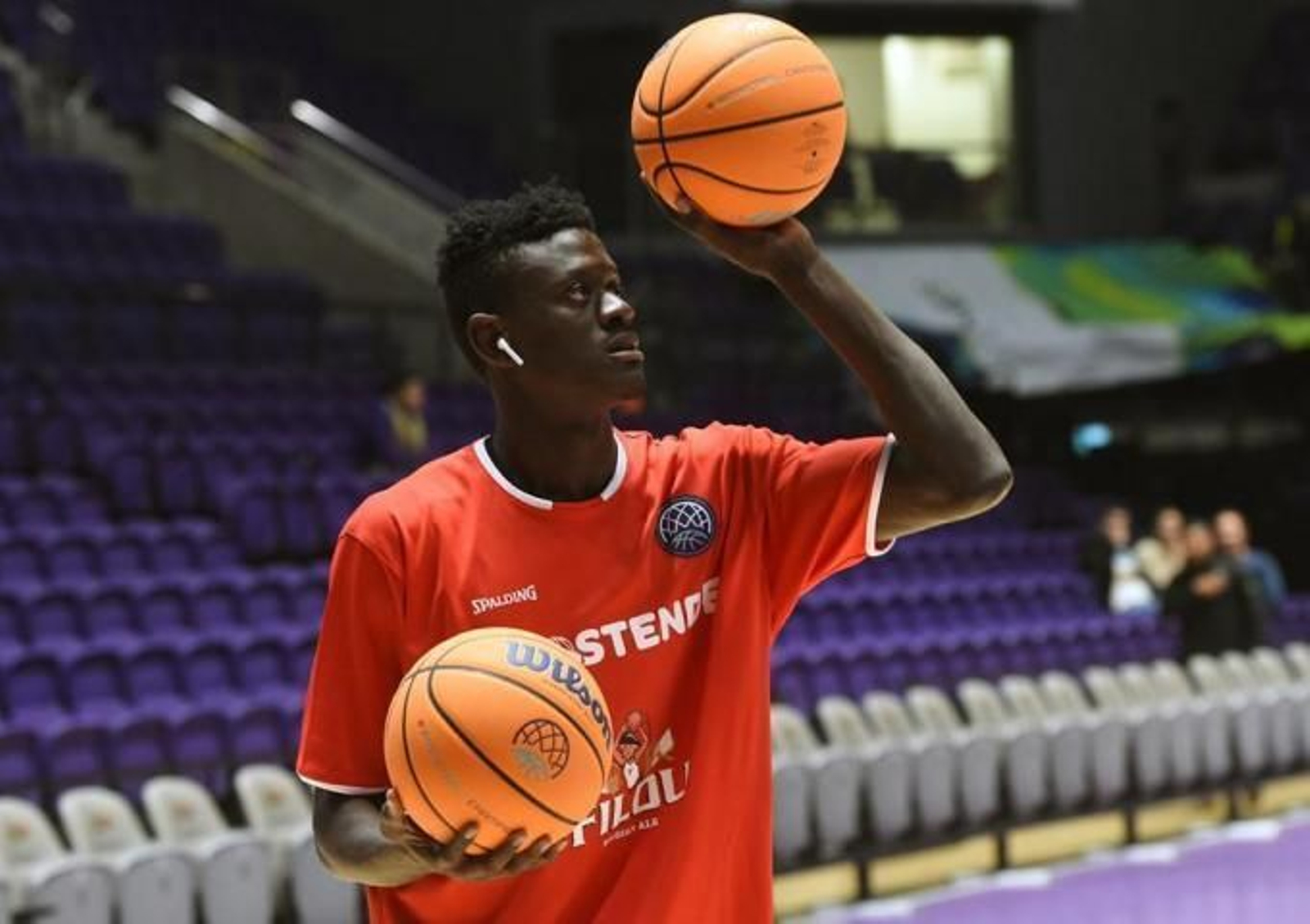 Amar Sylla, con el Ostende.