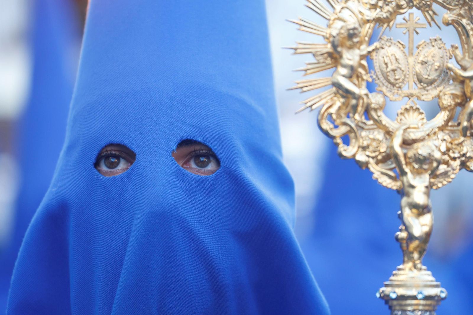La procesión del Prendimiento en este Martes Santo de Córdoba, en imágenes